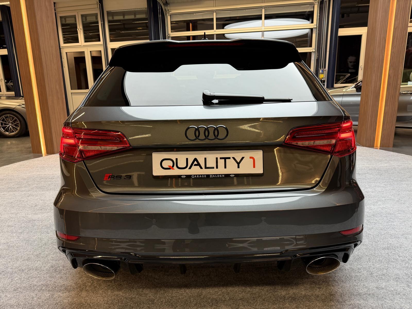 AUDI RS3 Sportback 2.5 T FSI quattro S-Tronic-image-5