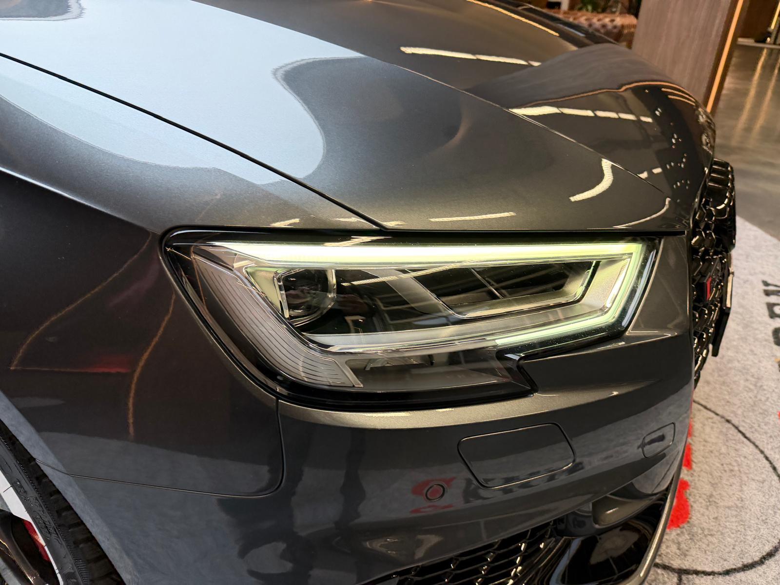 AUDI RS3 Sportback 2.5 T FSI quattro S-Tronic-image-9