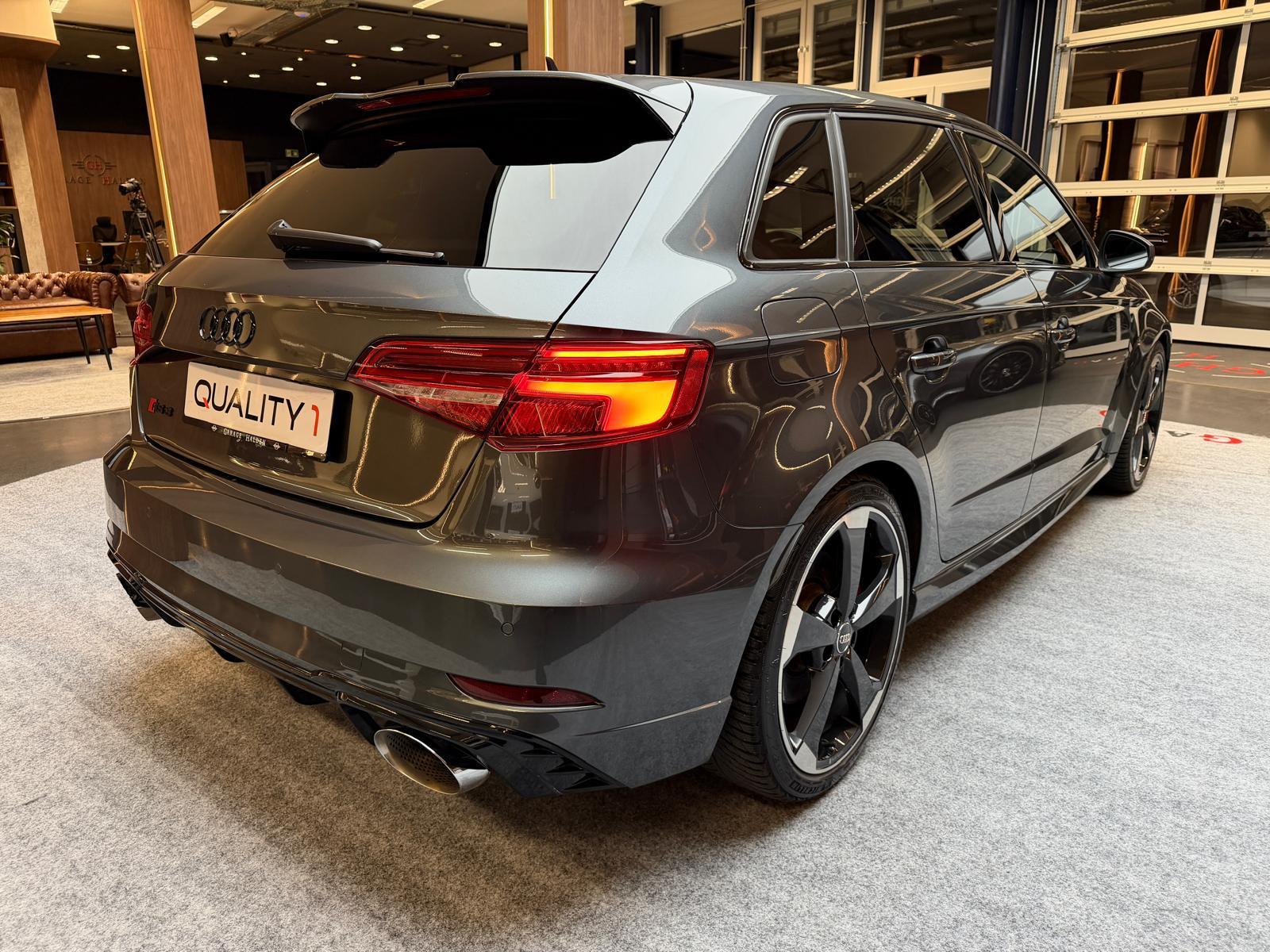 AUDI RS3 Sportback 2.5 T FSI quattro S-Tronic-image-6
