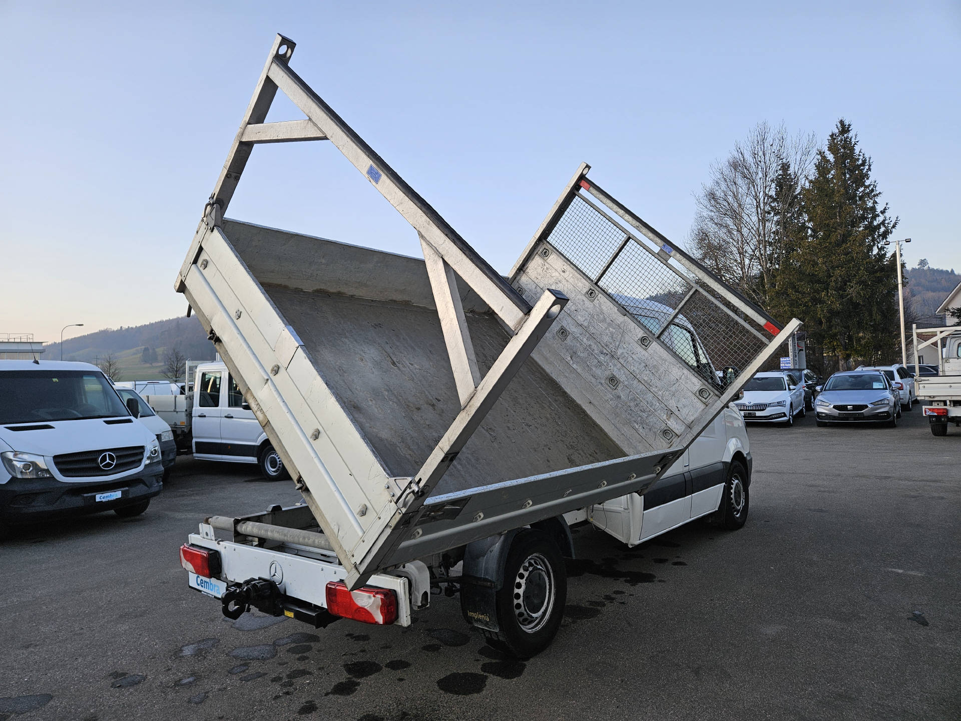 MERCEDES-BENZ Sprinter 314 DKab.-Ch. 3665 2.2 CDI 143 * Kipper * 7- Plätzer * Anhängelast 3'500 KG *-image-8