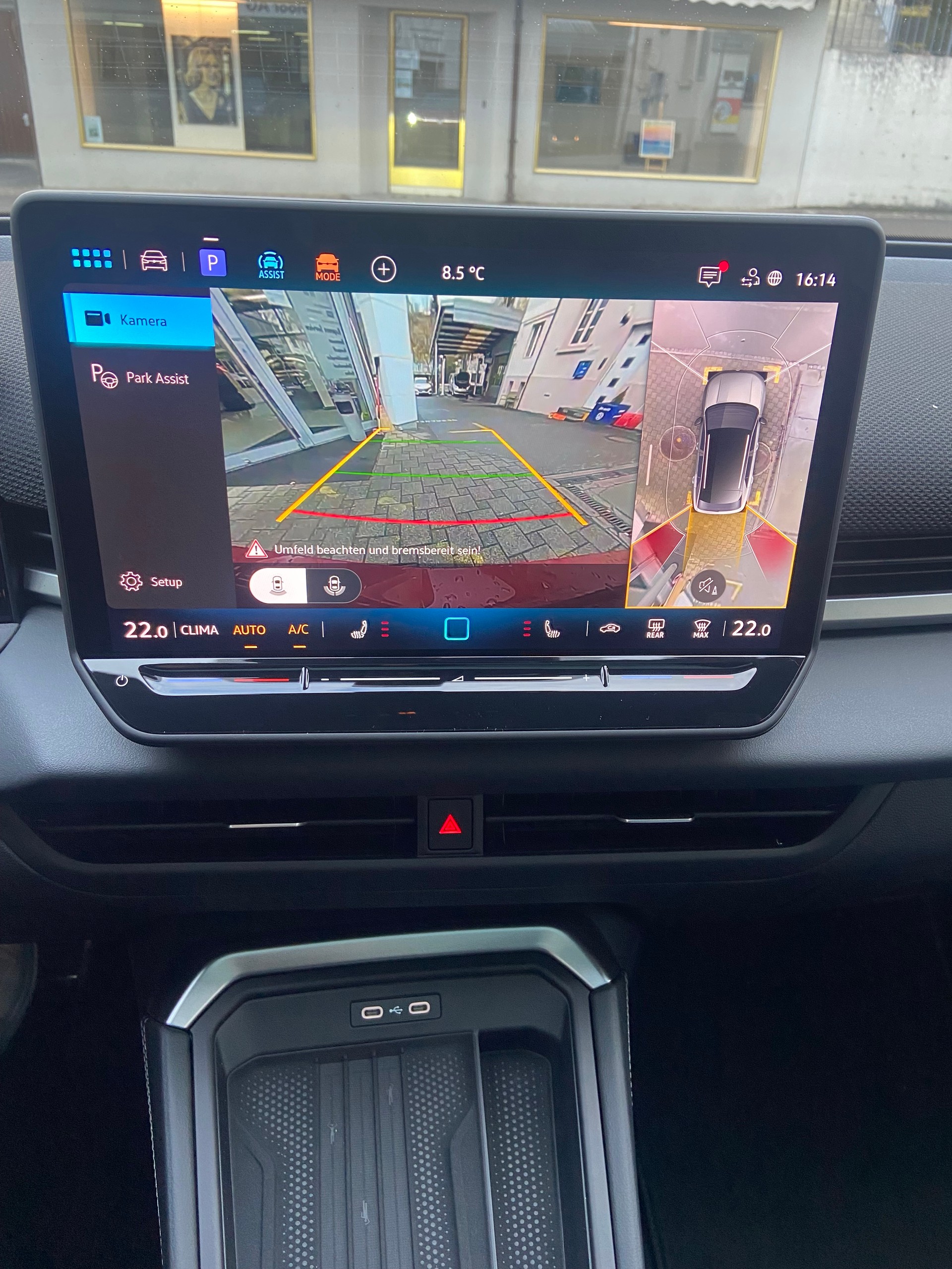 VW T-Roc 1.5 eTSI mHEV R-Line DSG-image-10