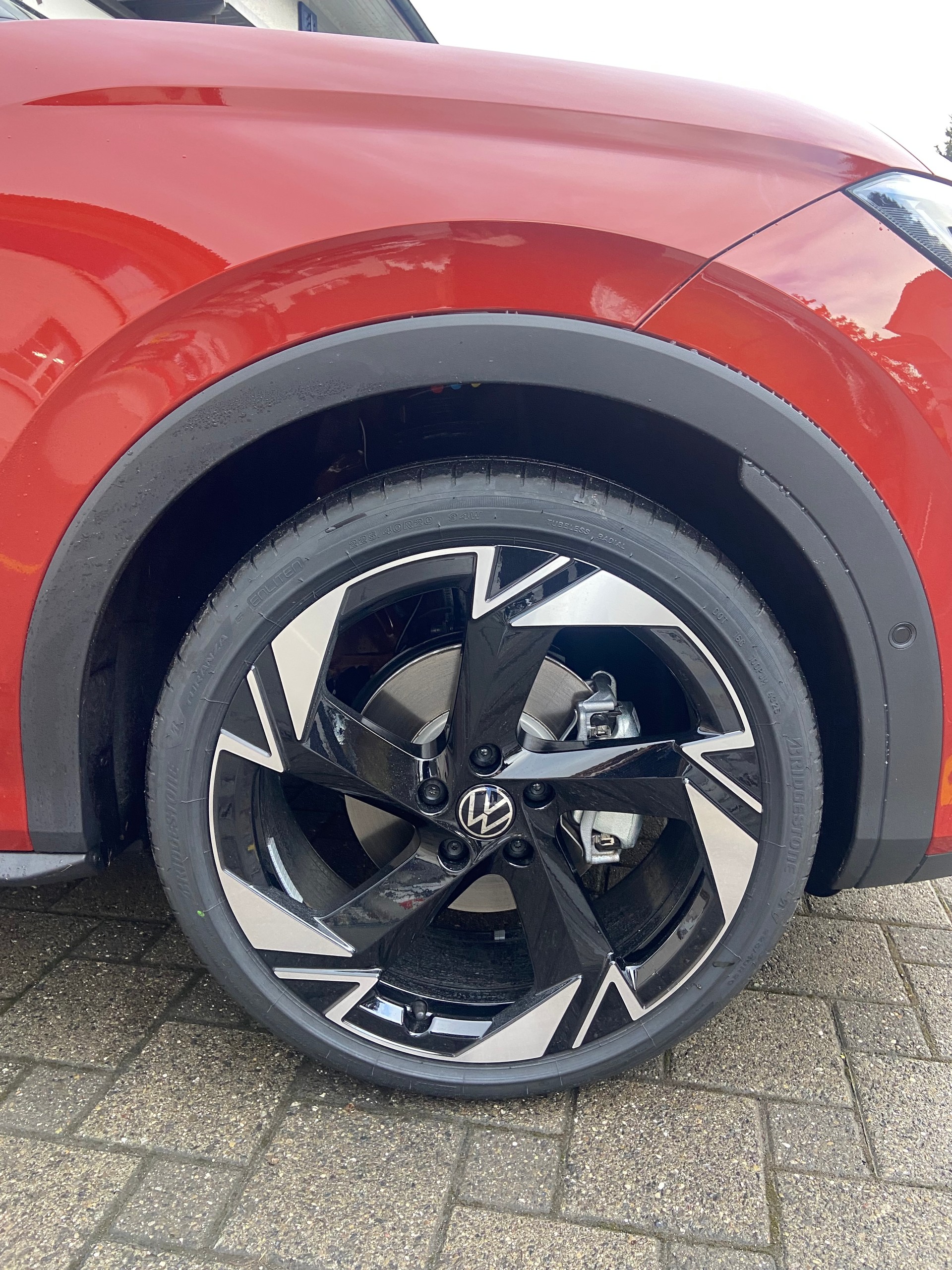 VW T-Roc 1.5 eTSI mHEV R-Line DSG-image-6