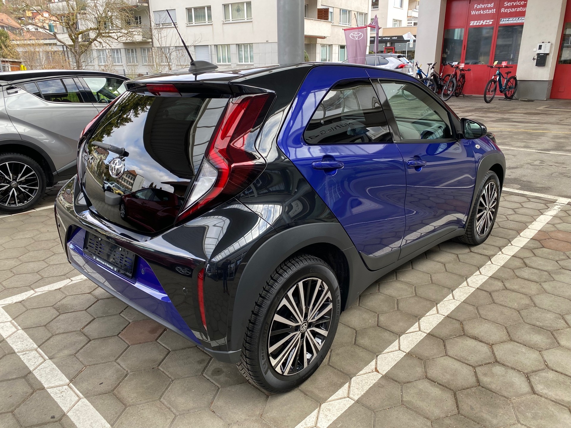 TOYOTA Aygo X 1.0 VVT-i Trend CVT-showroom-element-3