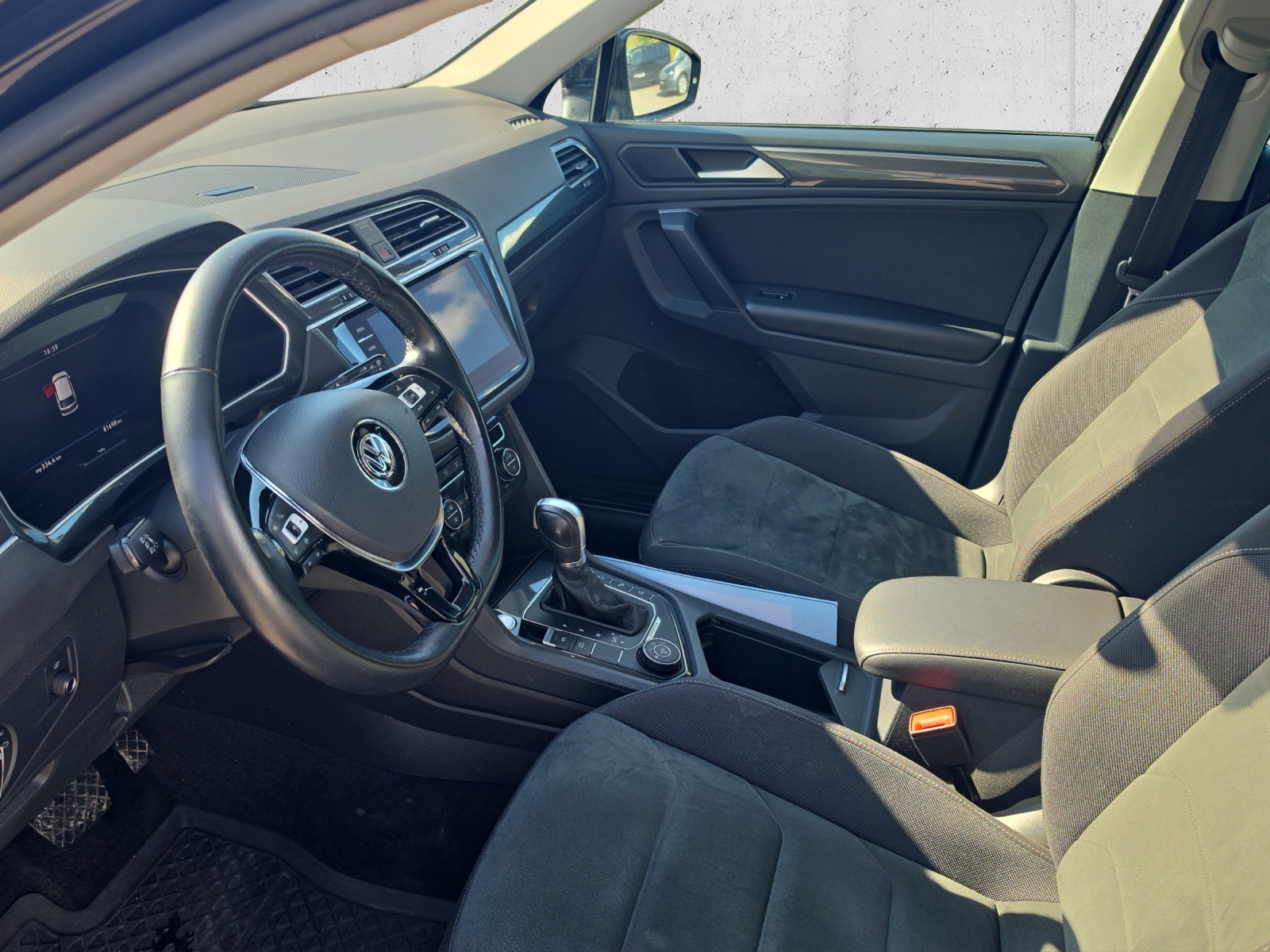 VW Tiguan 2.0TSI Highline 4Motion DSG-image-8