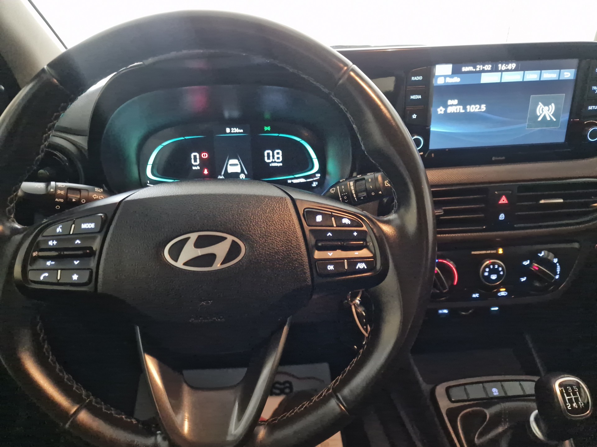 HYUNDAI i10 1.0 Origo-image-9
