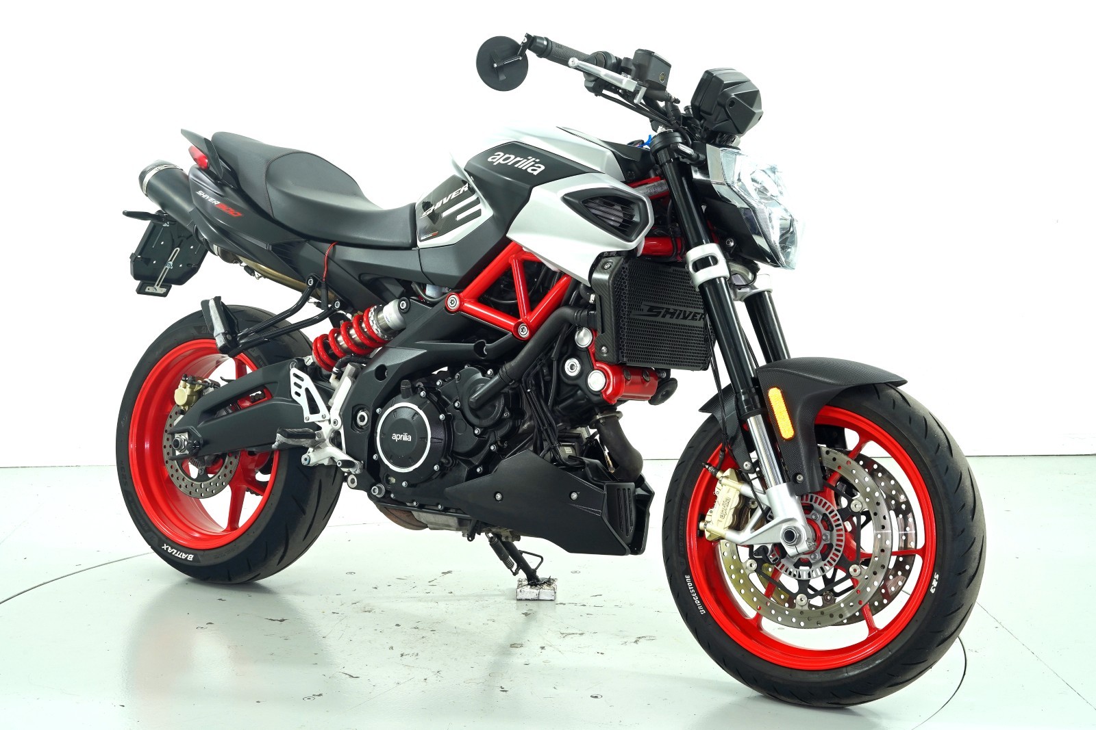 APRILIA Shiver 900 ABS-showroom-element-1