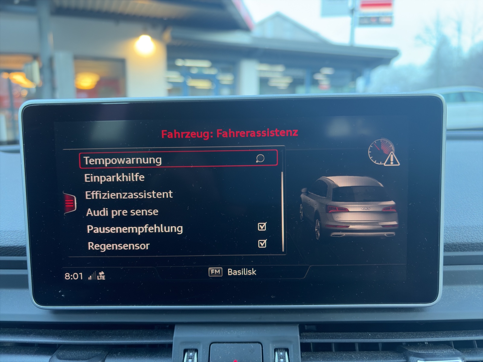 AUDI Q5 45 TFSI design quattro S-tronic-image-15