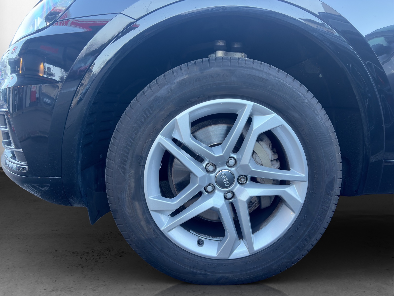 AUDI Q5 45 TFSI design quattro S-tronic-image-12