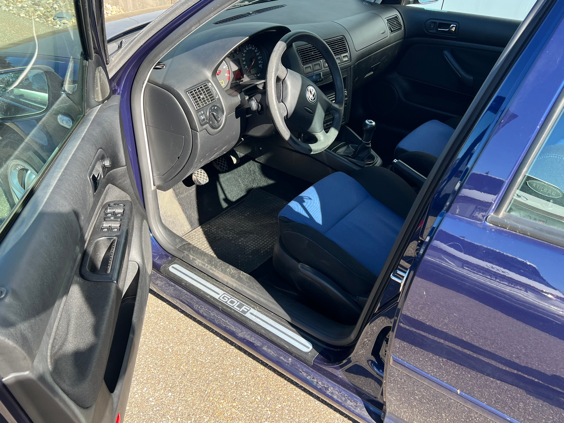 VW Golf 2.0 Comfortline-image-5