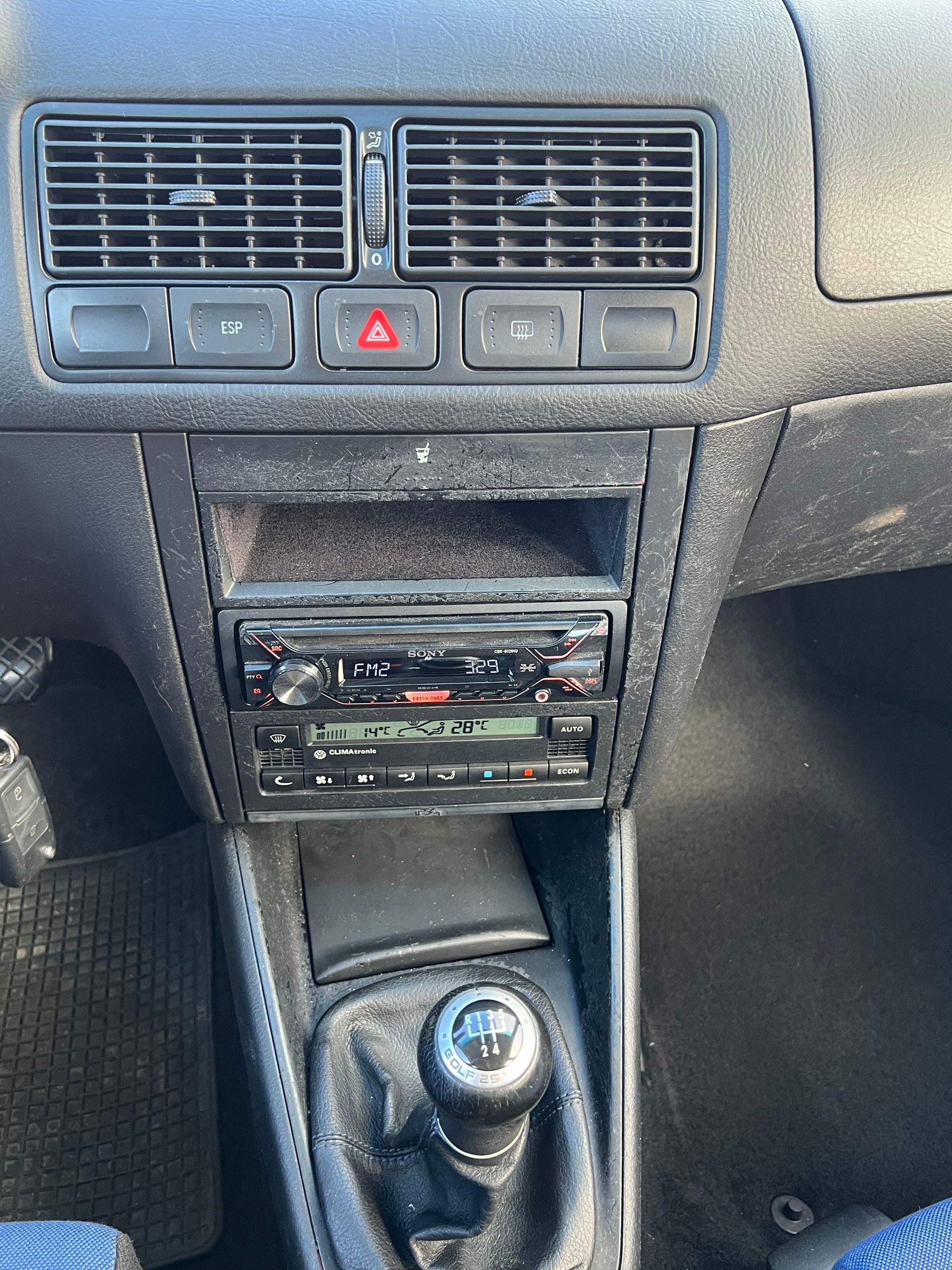 VW Golf 2.0 Comfortline-image-8