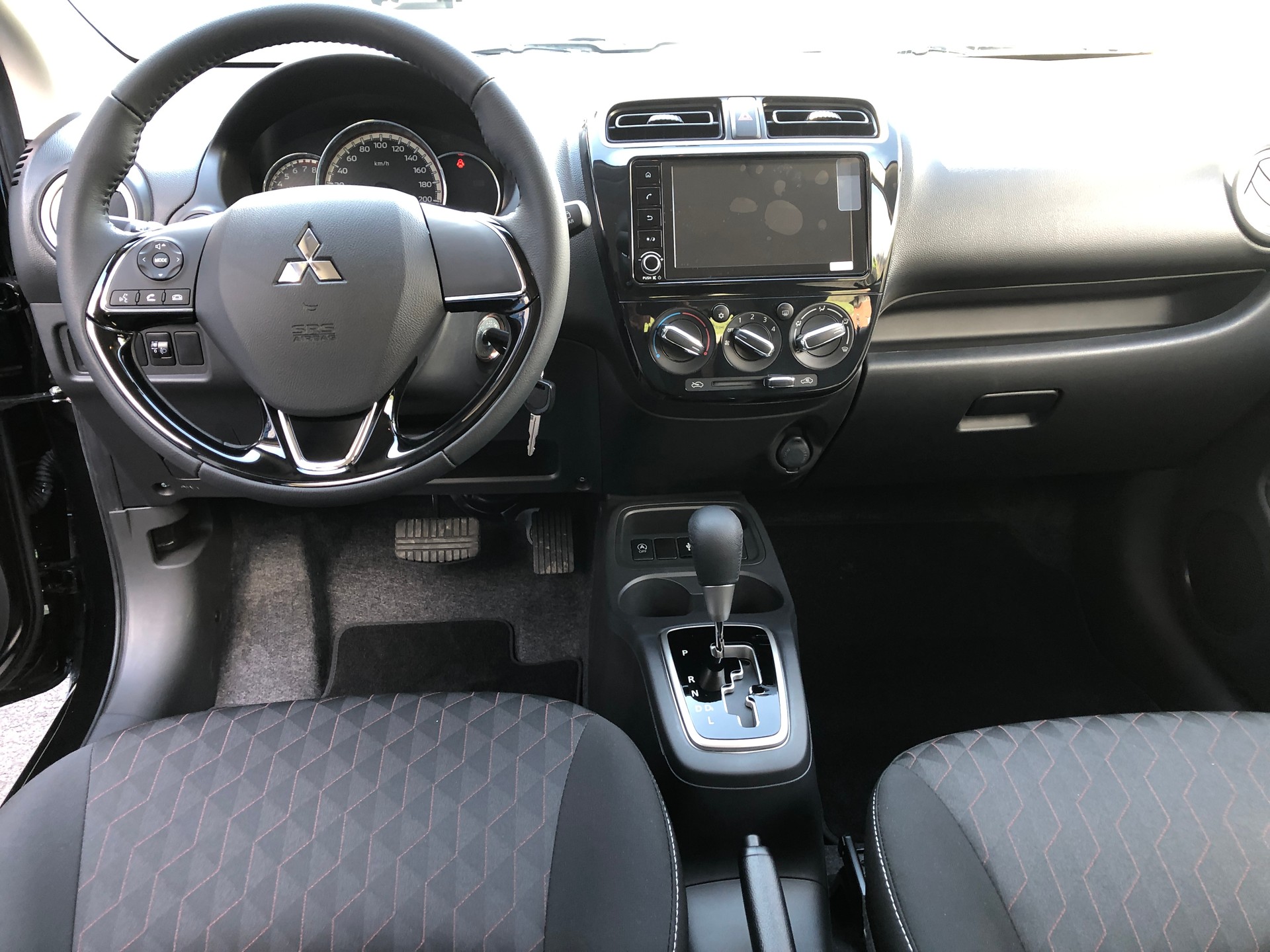MITSUBISHI Space Star 1.2 CVT Inform-image-6