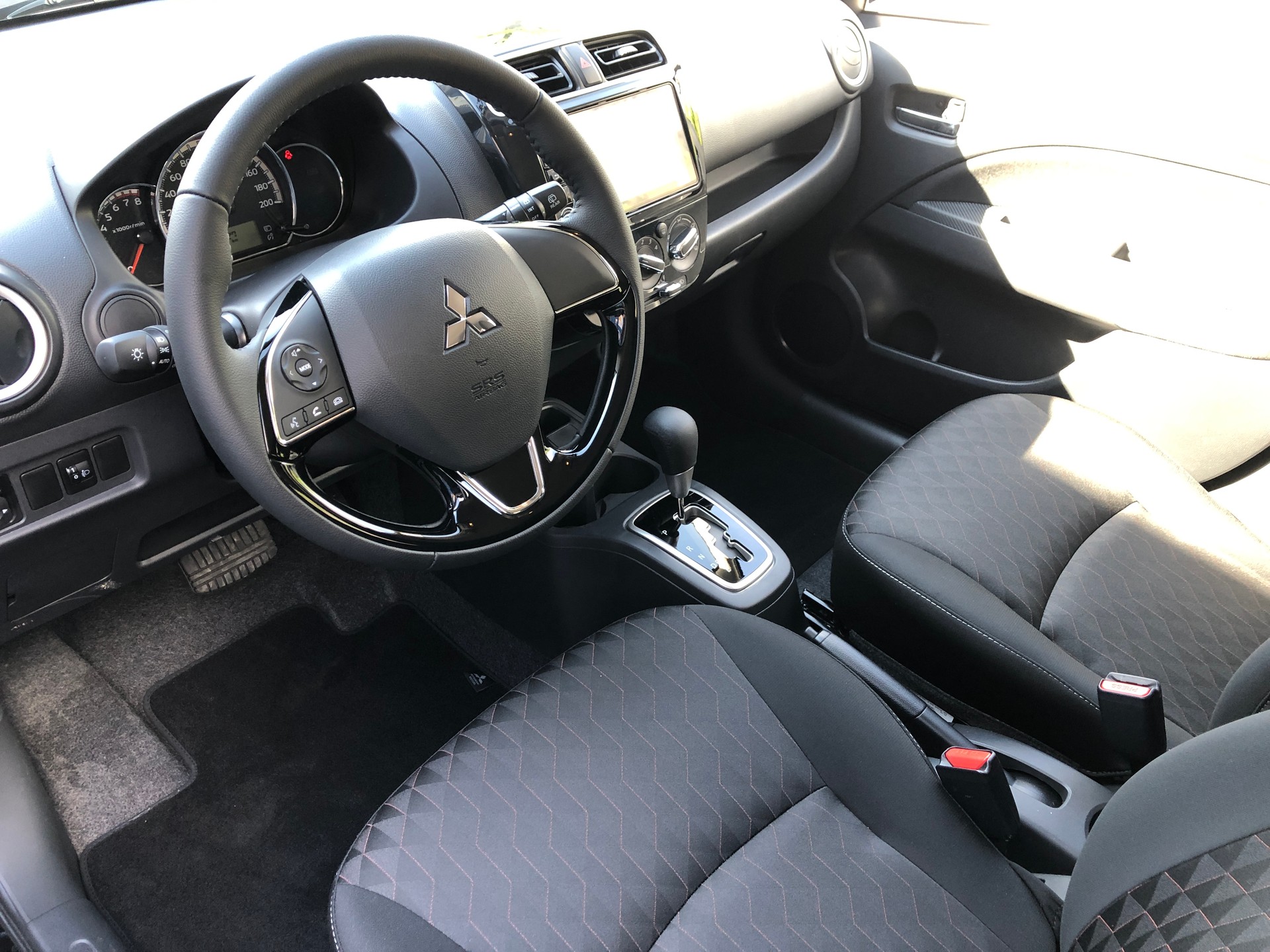 MITSUBISHI Space Star 1.2 CVT Inform-image-4