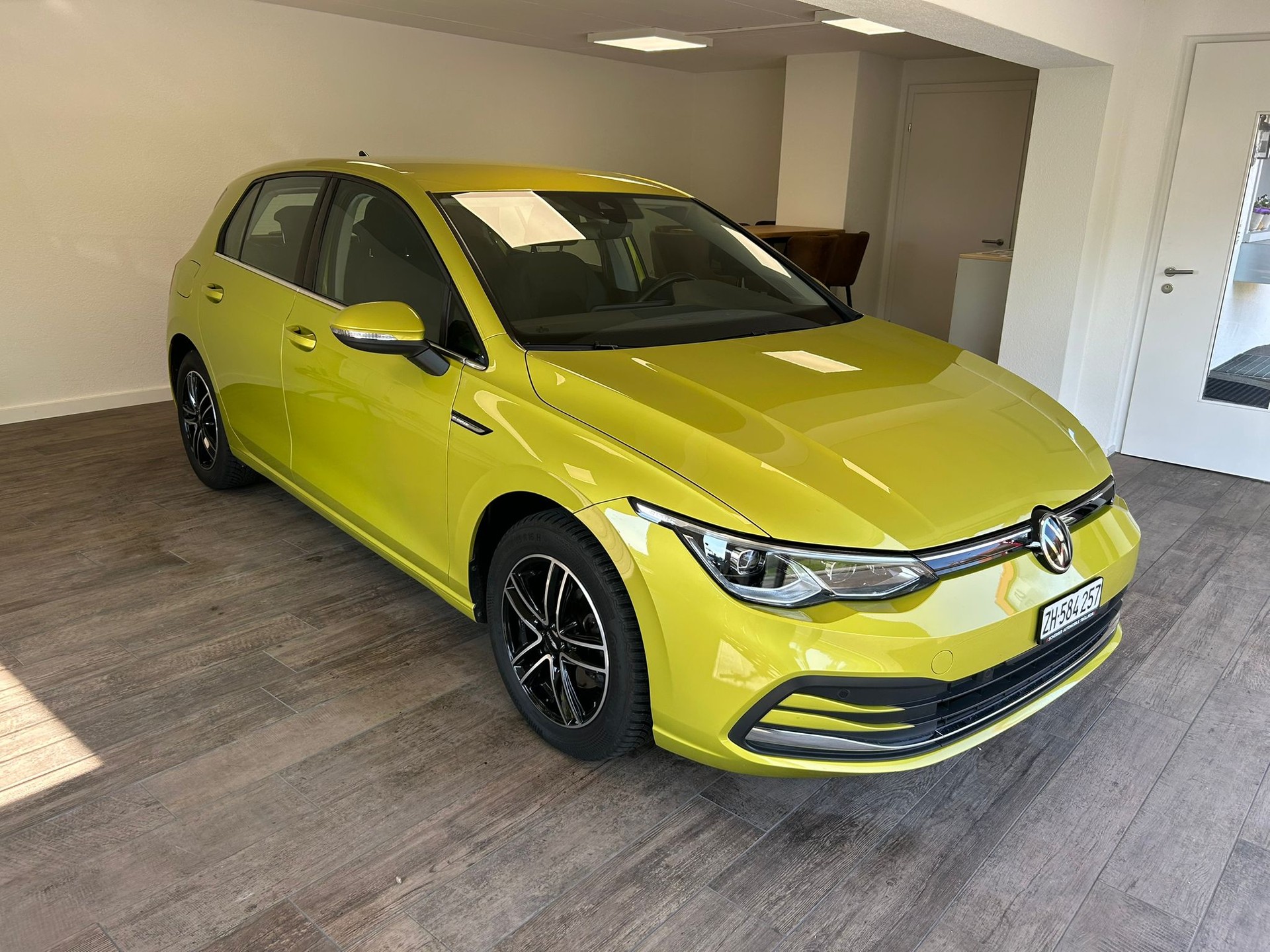 VW Golf VIII 2.0 TDI Style DSG-image-9
