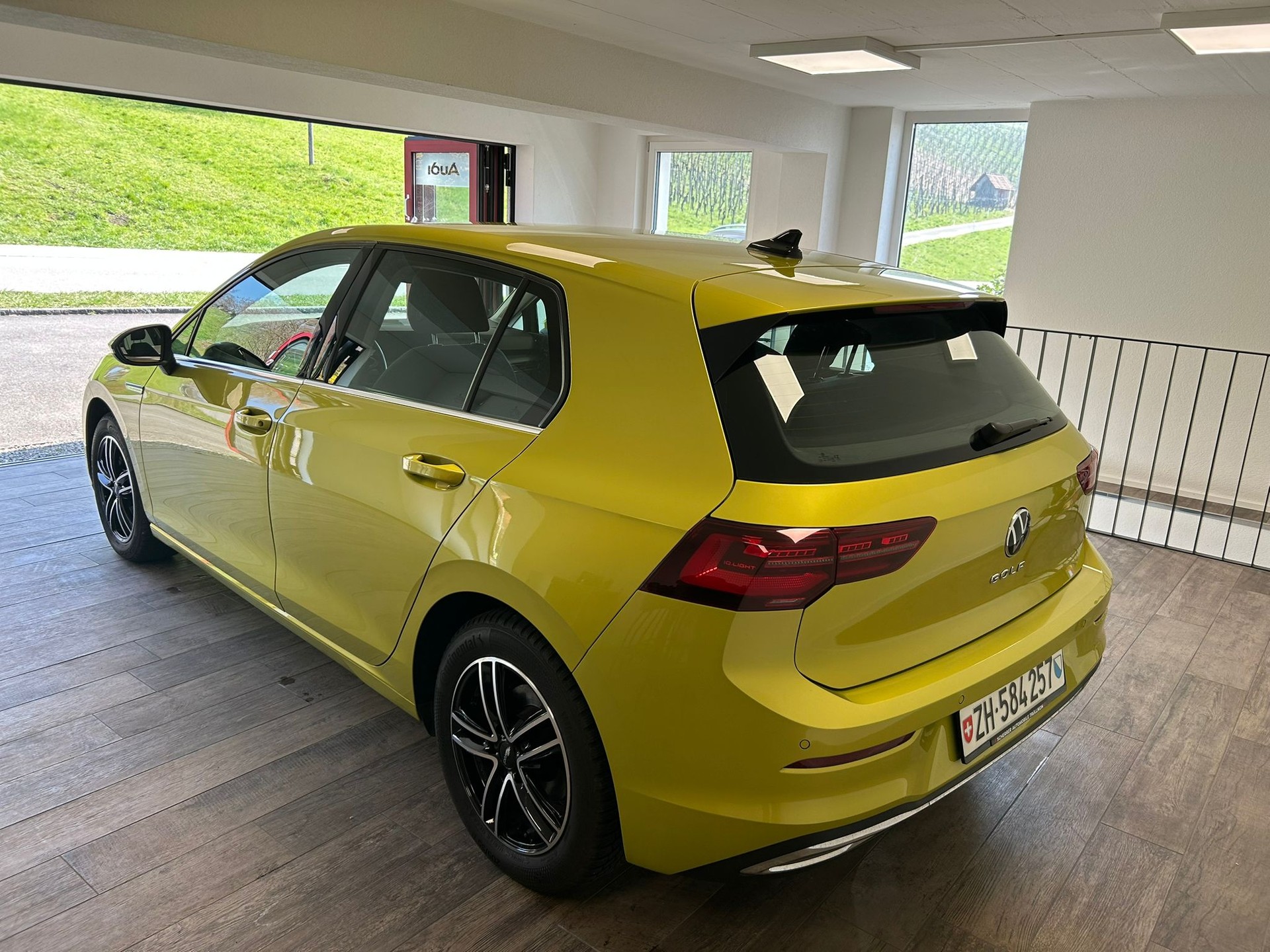 VW Golf VIII 2.0 TDI Style DSG-image-1