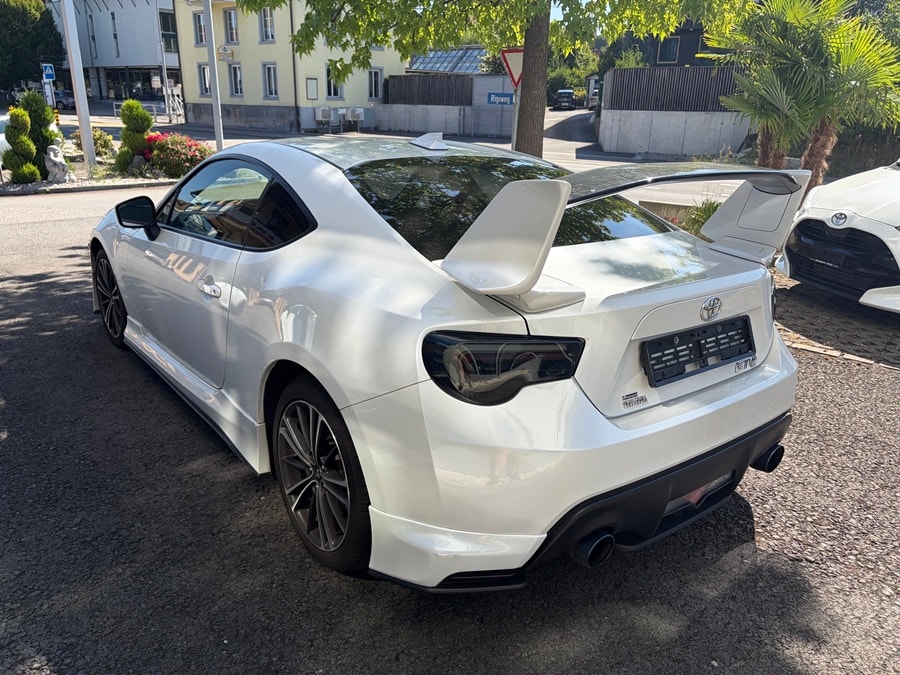 TOYOTA GT 86 2.0 D-4S Sport-image-2