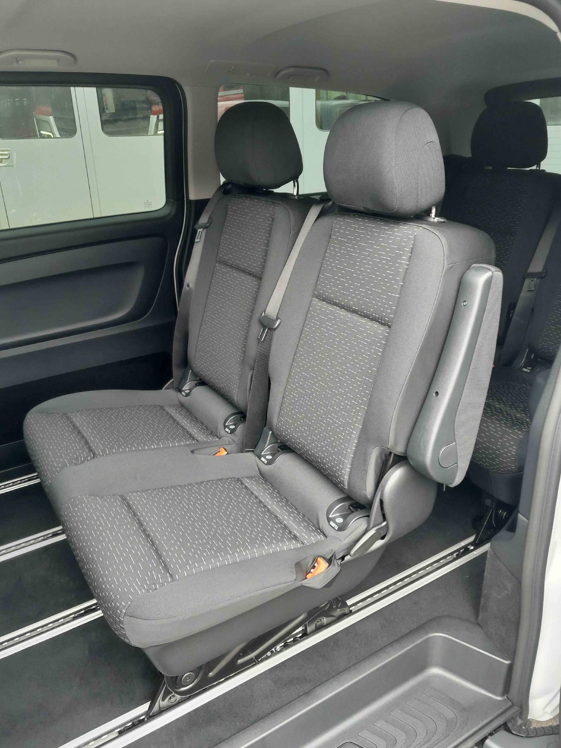 MERCEDES-BENZ Vito 116 CDI Kombi L 4x4 Family-image-11