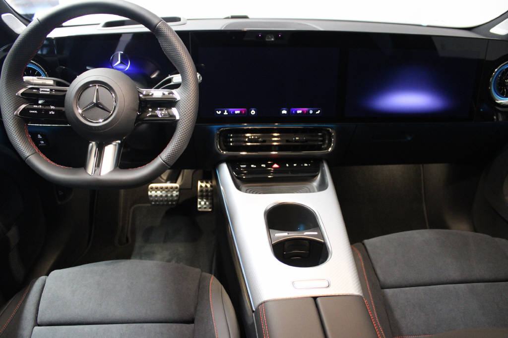 MERCEDES-BENZ CLA 220 4Matic AMG Line-image-7