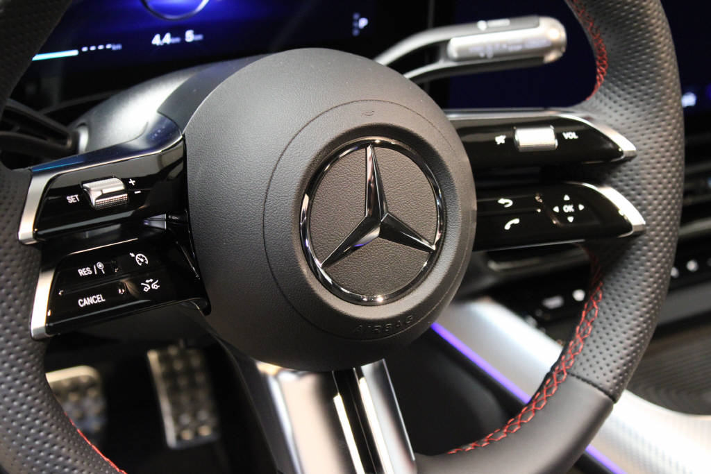MERCEDES-BENZ CLA 220 4Matic AMG Line-image-8