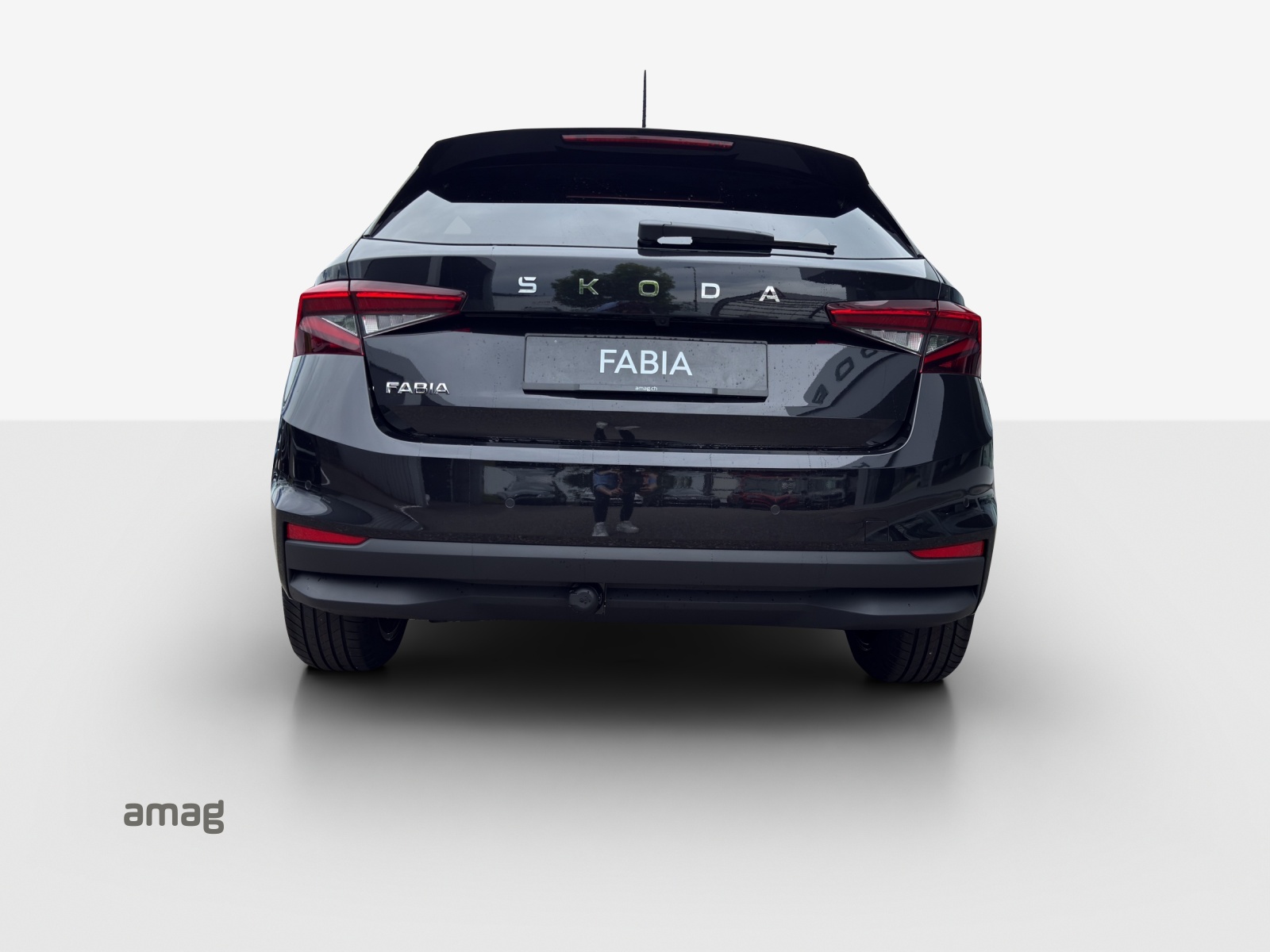 SKODA Fabia 1.5 TSI Dynamic DSG-image-3