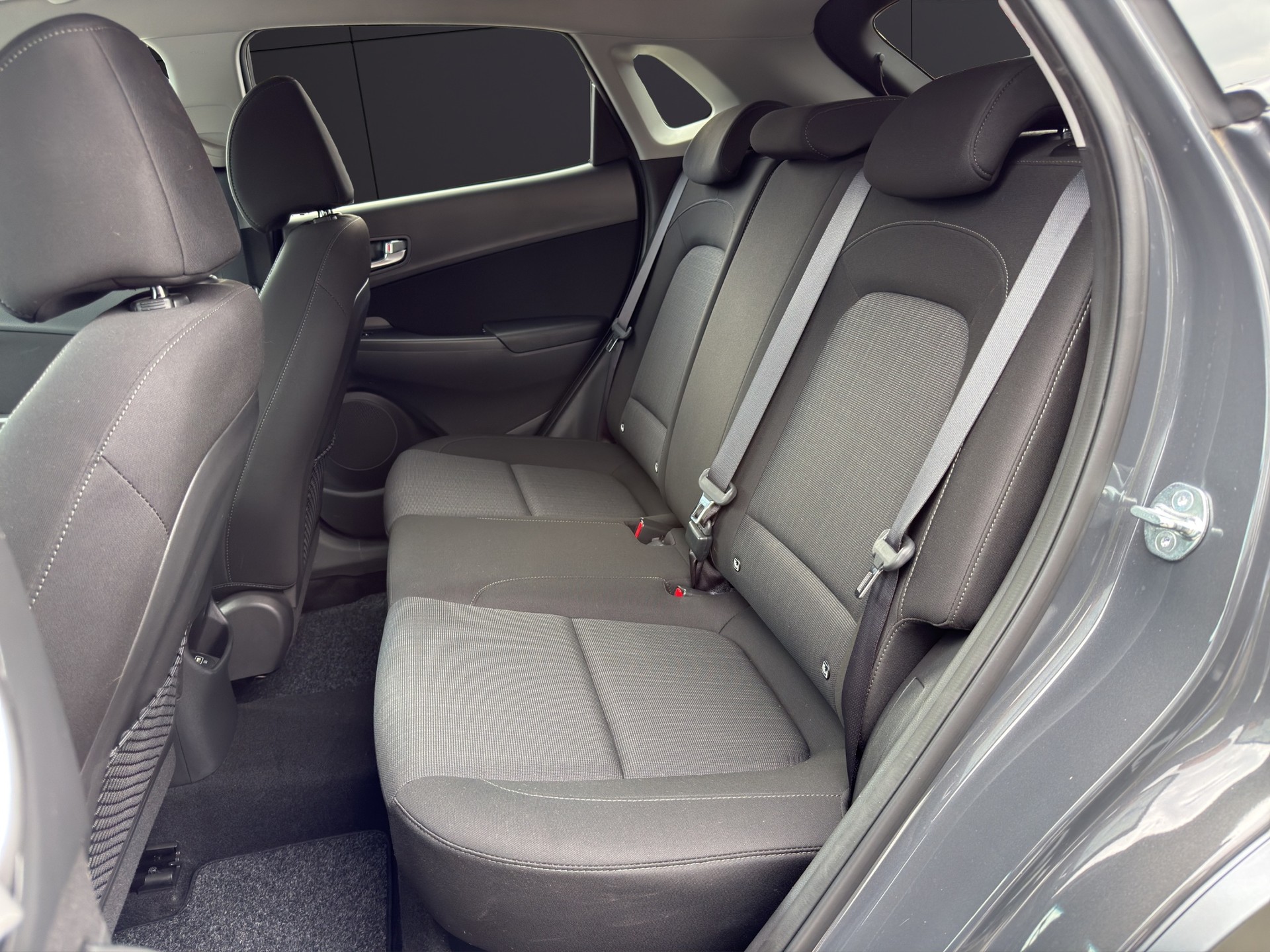 HYUNDAI Kona 1.6 T-GDi Amplia 4WD DCT-image-14