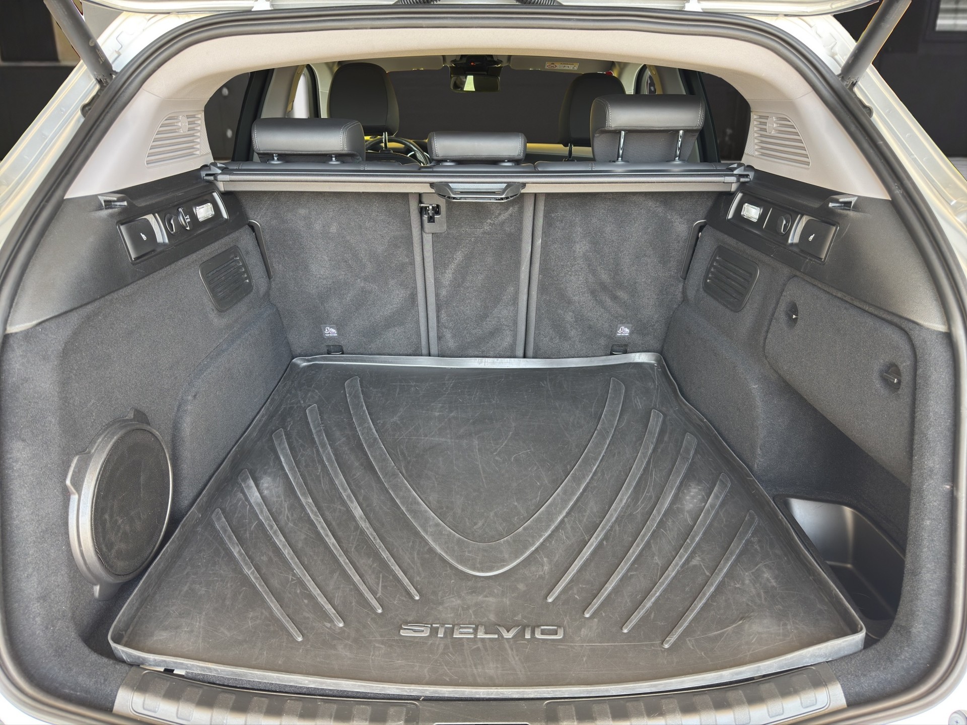 ALFA ROMEO Stelvio 2.0 TI Q4 Automatic-image-13