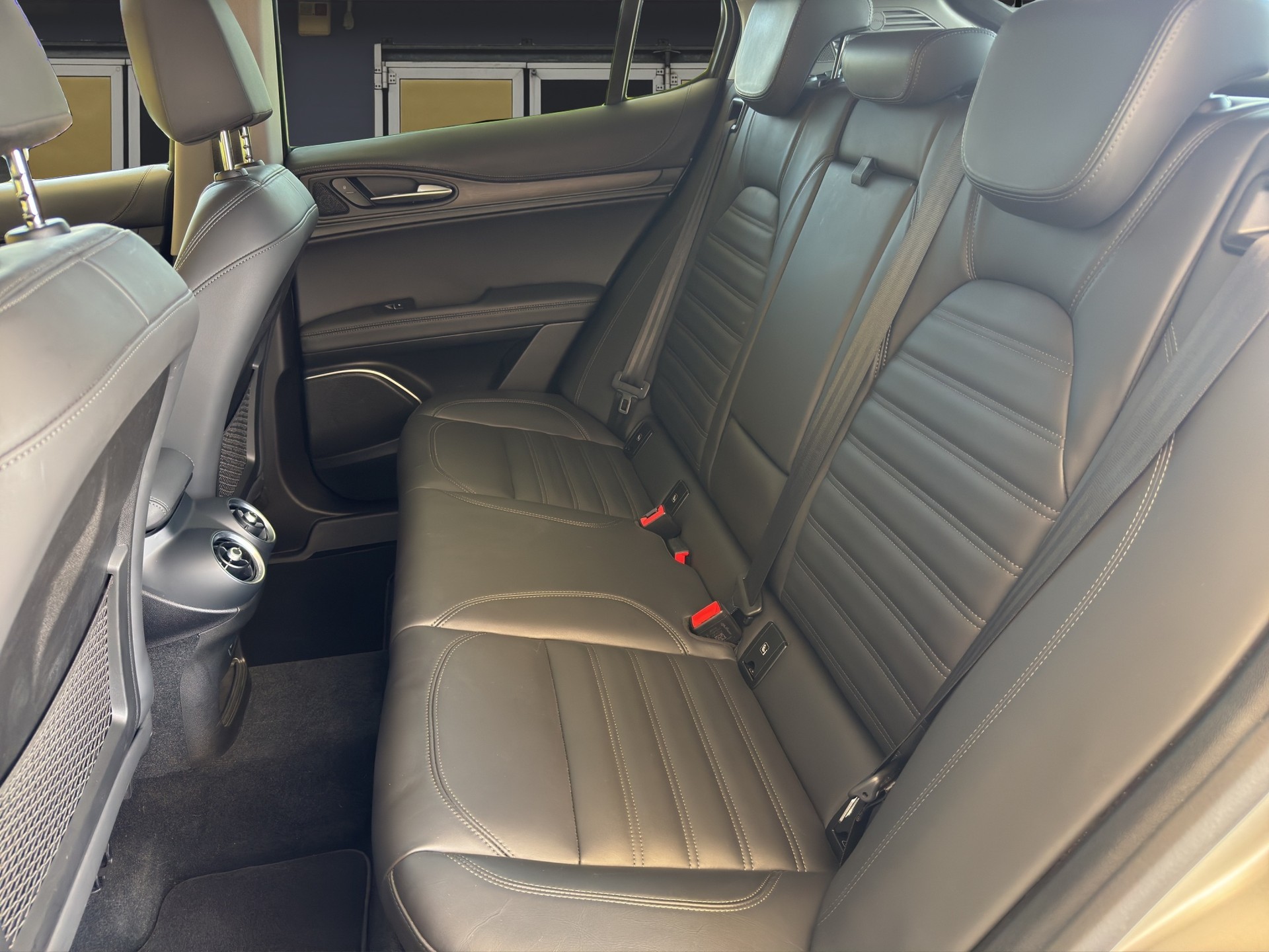 ALFA ROMEO Stelvio 2.0 TI Q4 Automatic-image-12