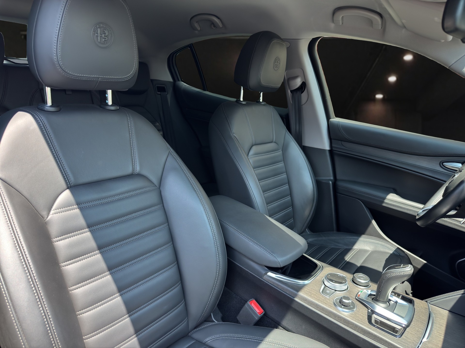 ALFA ROMEO Stelvio 2.0 TI Q4 Automatic-image-9