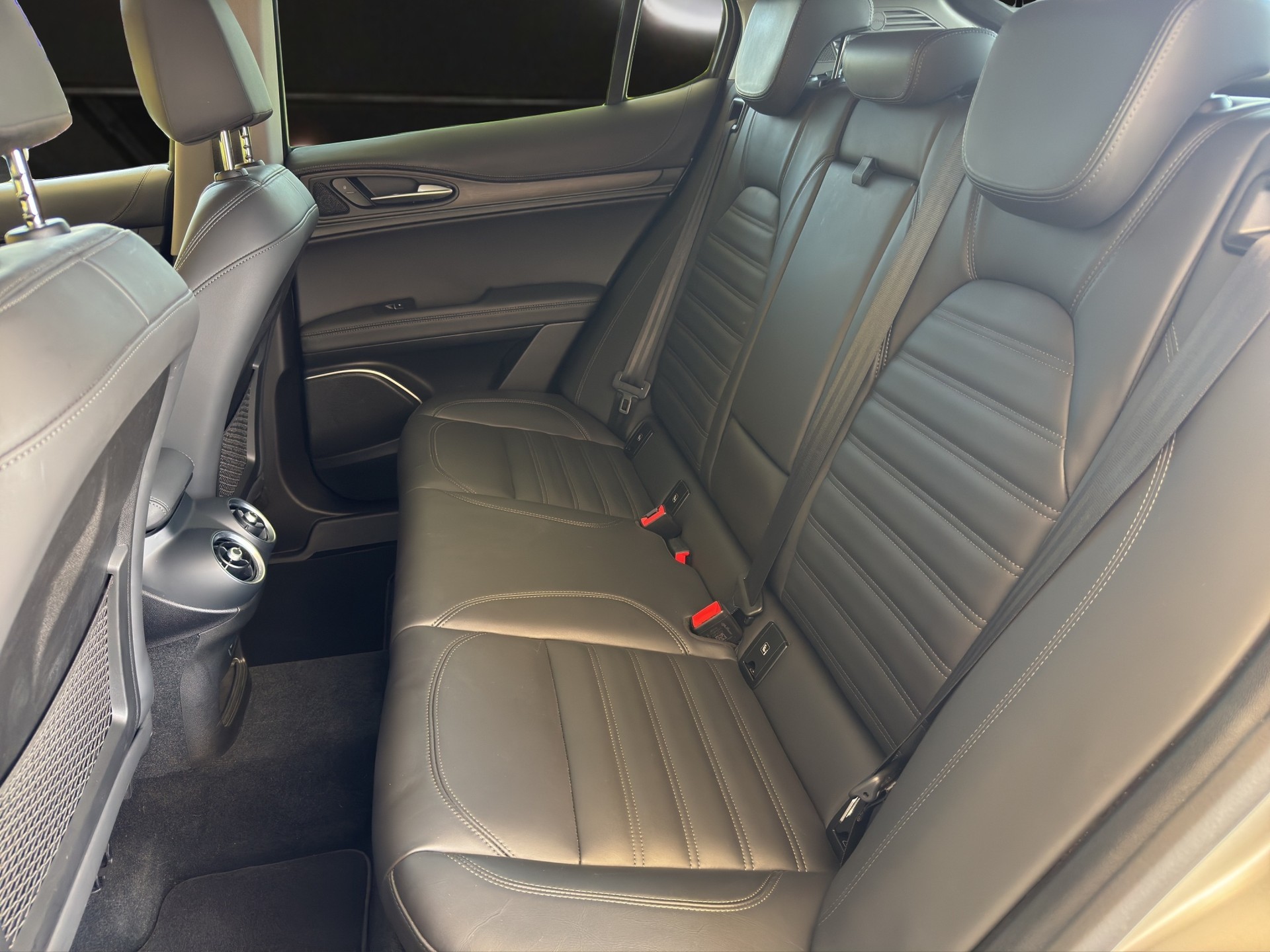ALFA ROMEO Stelvio 2.0 TI Q4 Automatic-image-12
