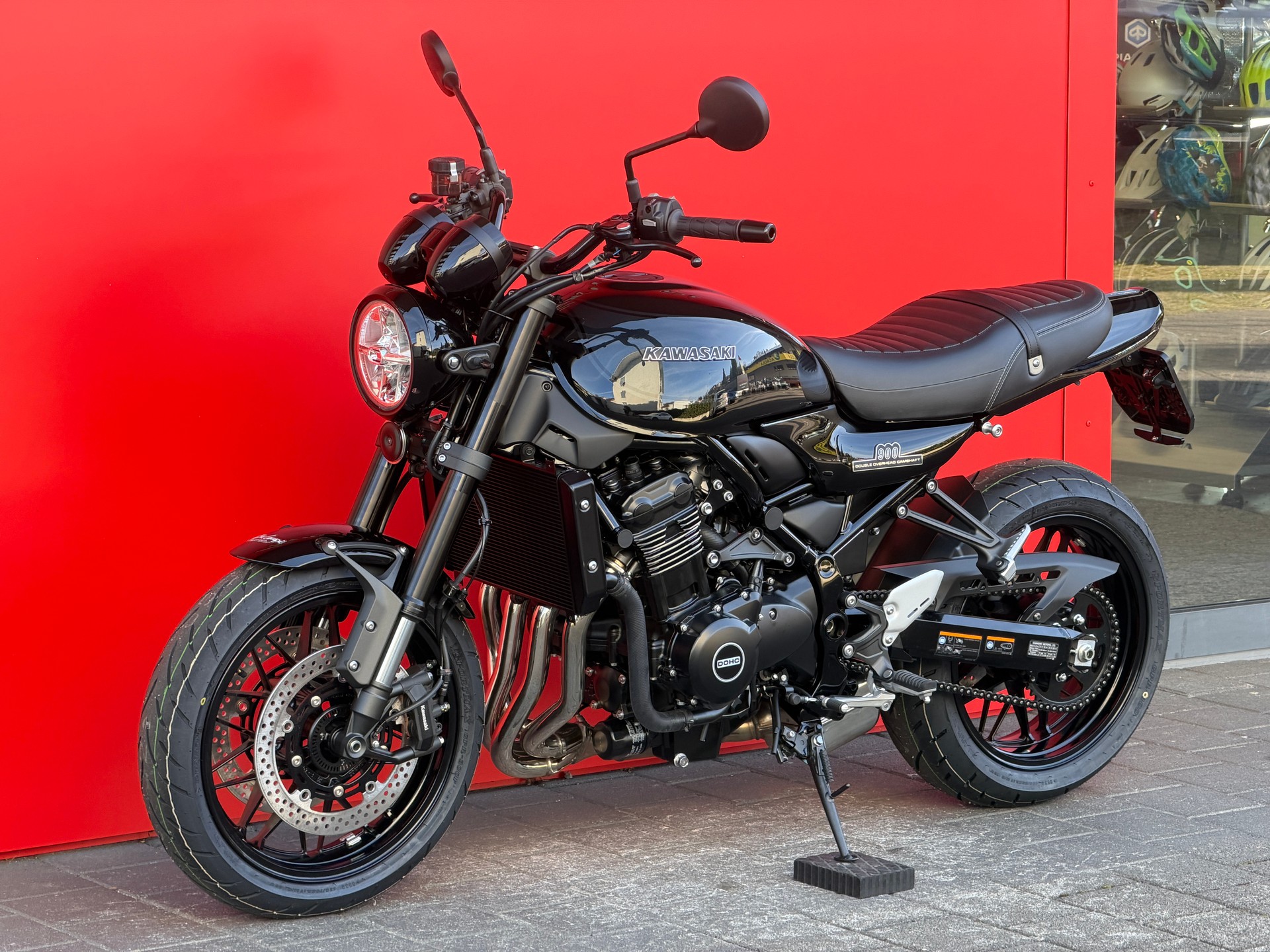 KAWASAKI Z 900 RS (35kW) Black Ball Edition-image-10