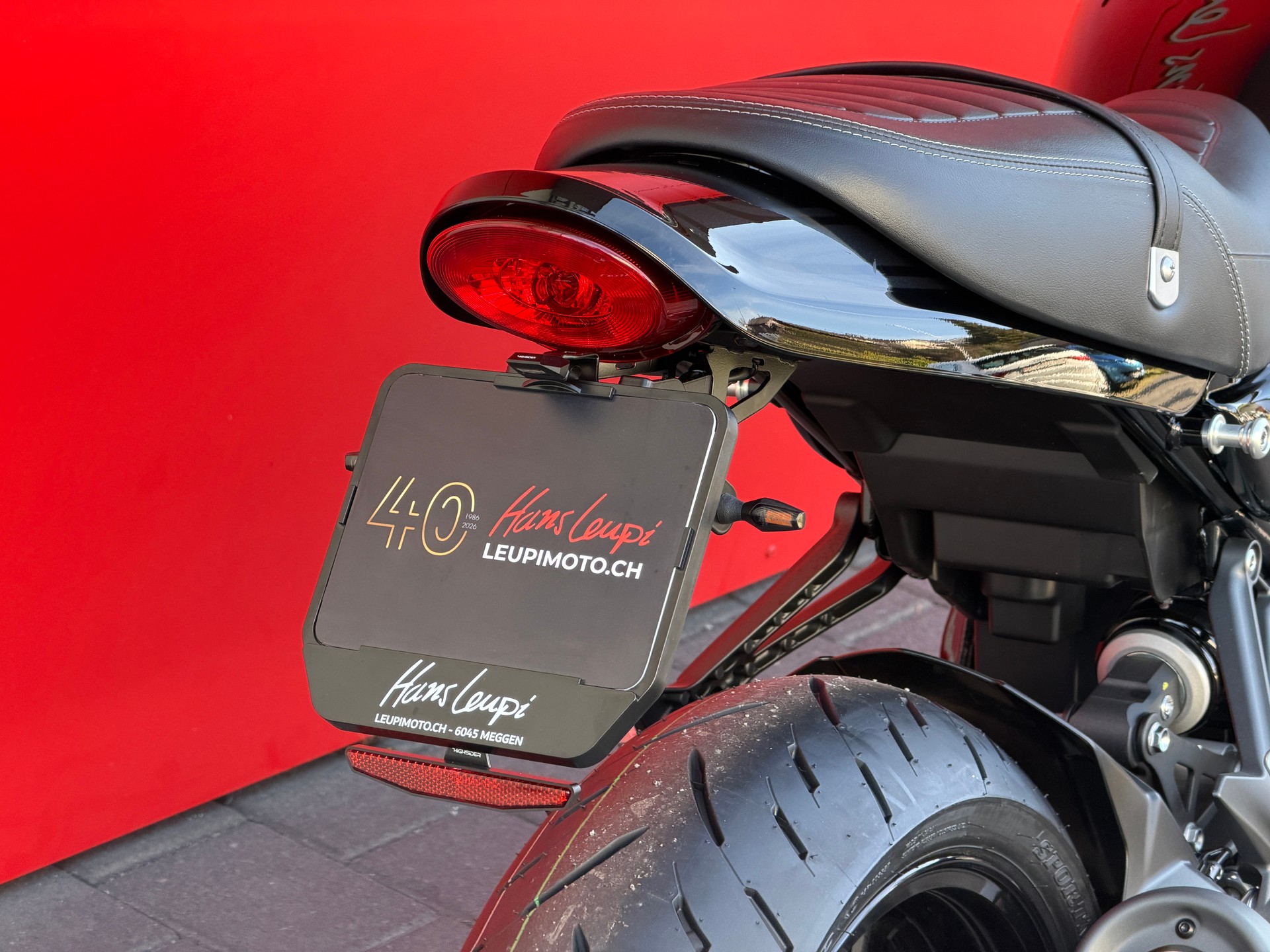 KAWASAKI Z 900 RS (35kW) Black Ball Edition-showroom-element-2