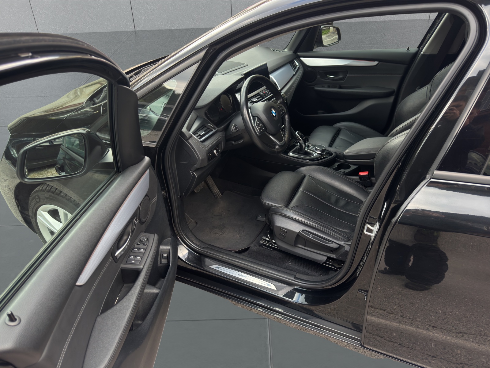 BMW 218d xDrive Active Tourer Steptronic-image-8