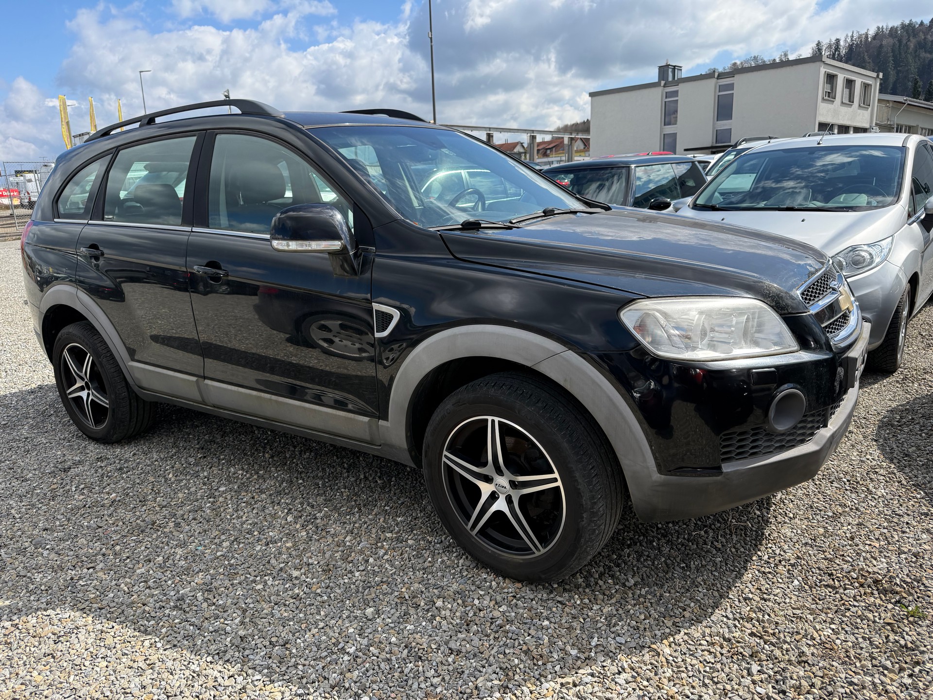 CHEVROLET Captiva 3.2 V6 LT Executive 4WD Automatic-image-0