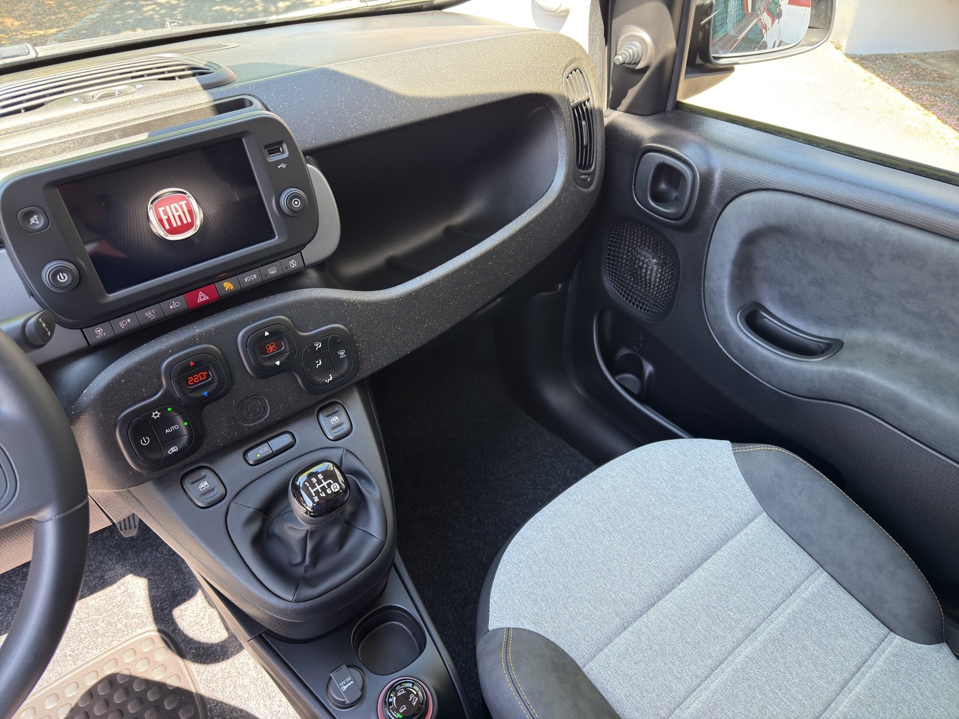 FIAT Panda 0.9 Twinair Turbo Cross 4x4 * 8 fach * 24 Mt Garantie *-image-9