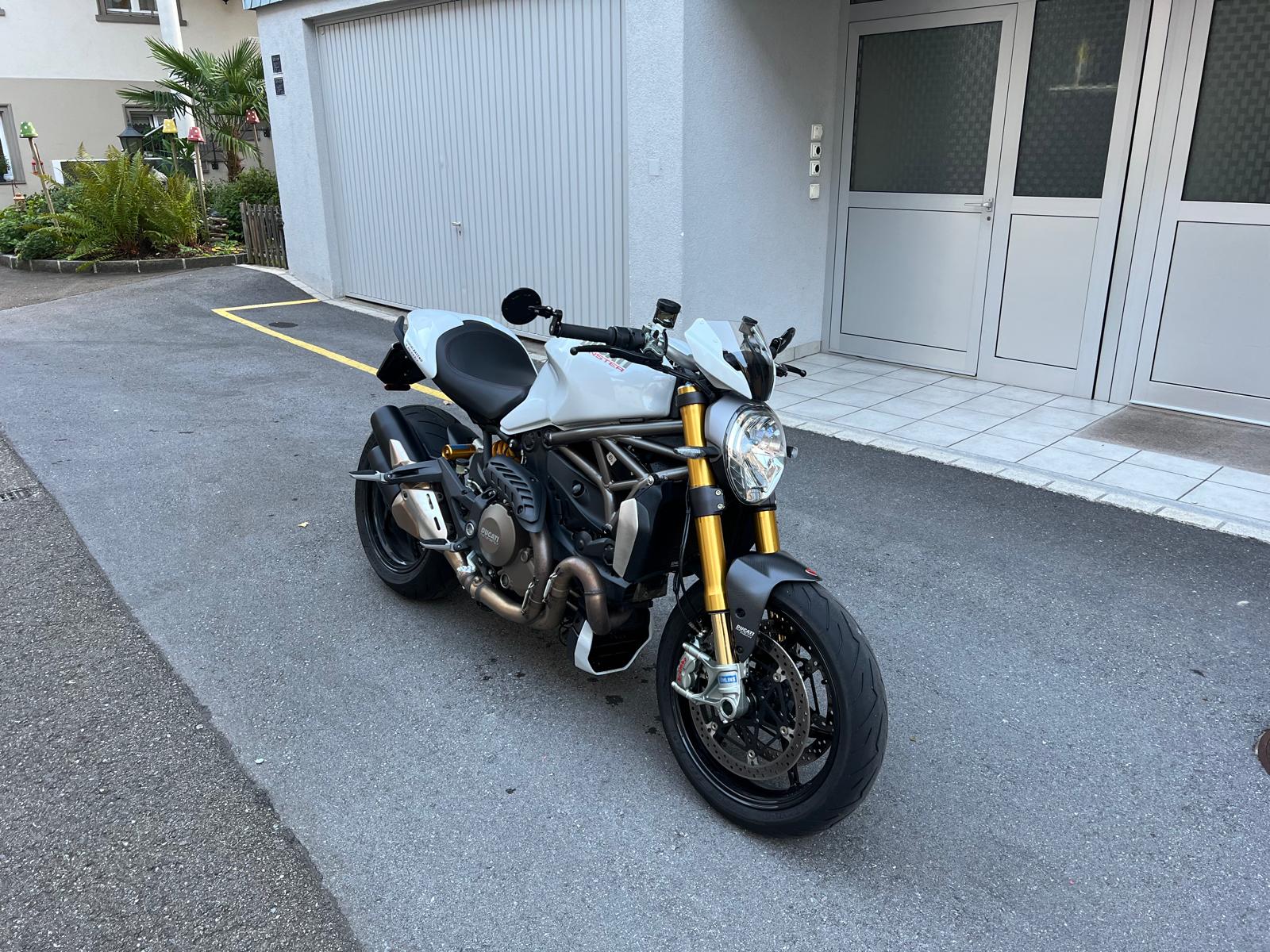 DUCATI Monster 1200 S ABS