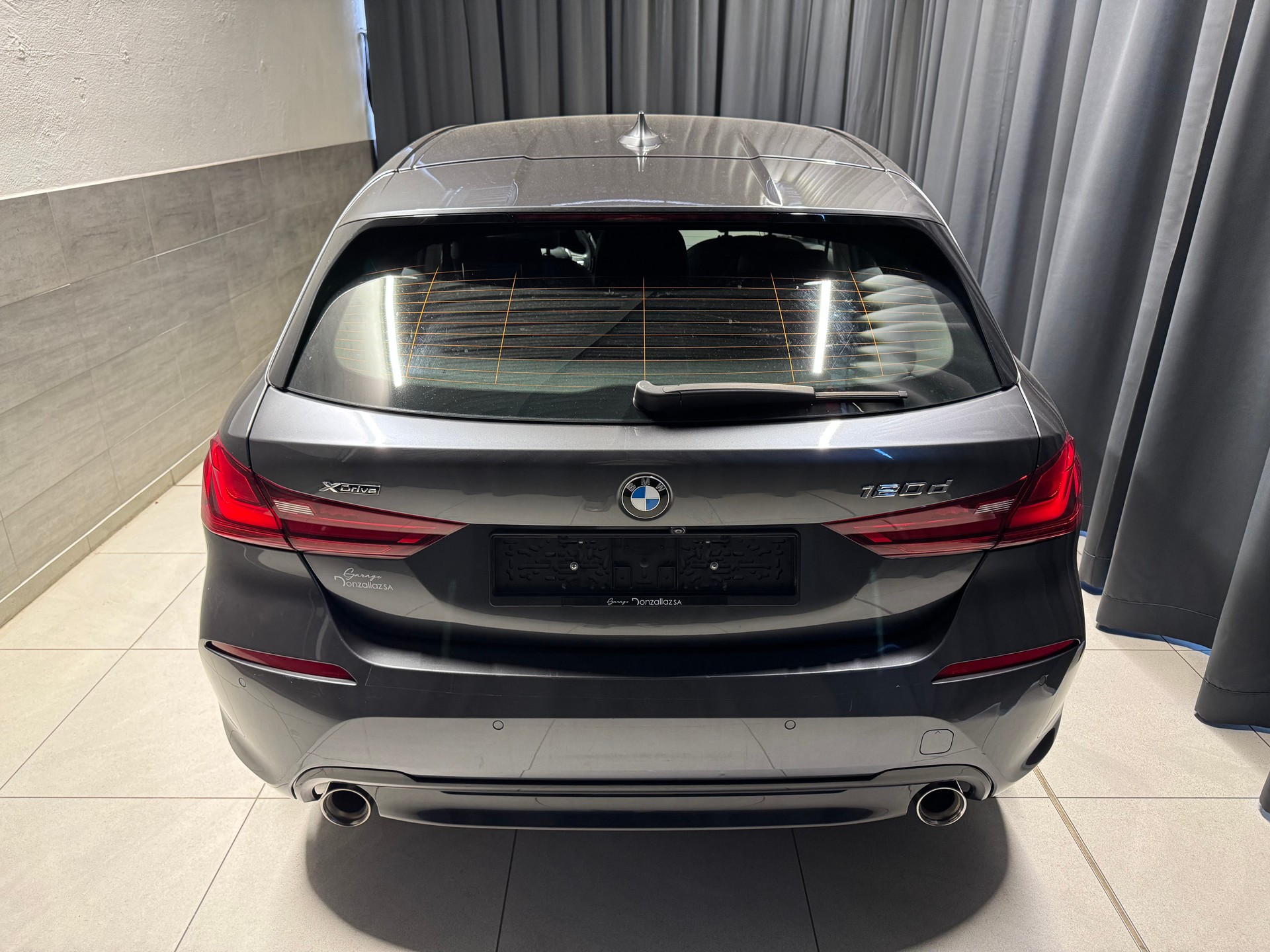 BMW 120d xDrive Steptronic Sport Line (17)-image-4