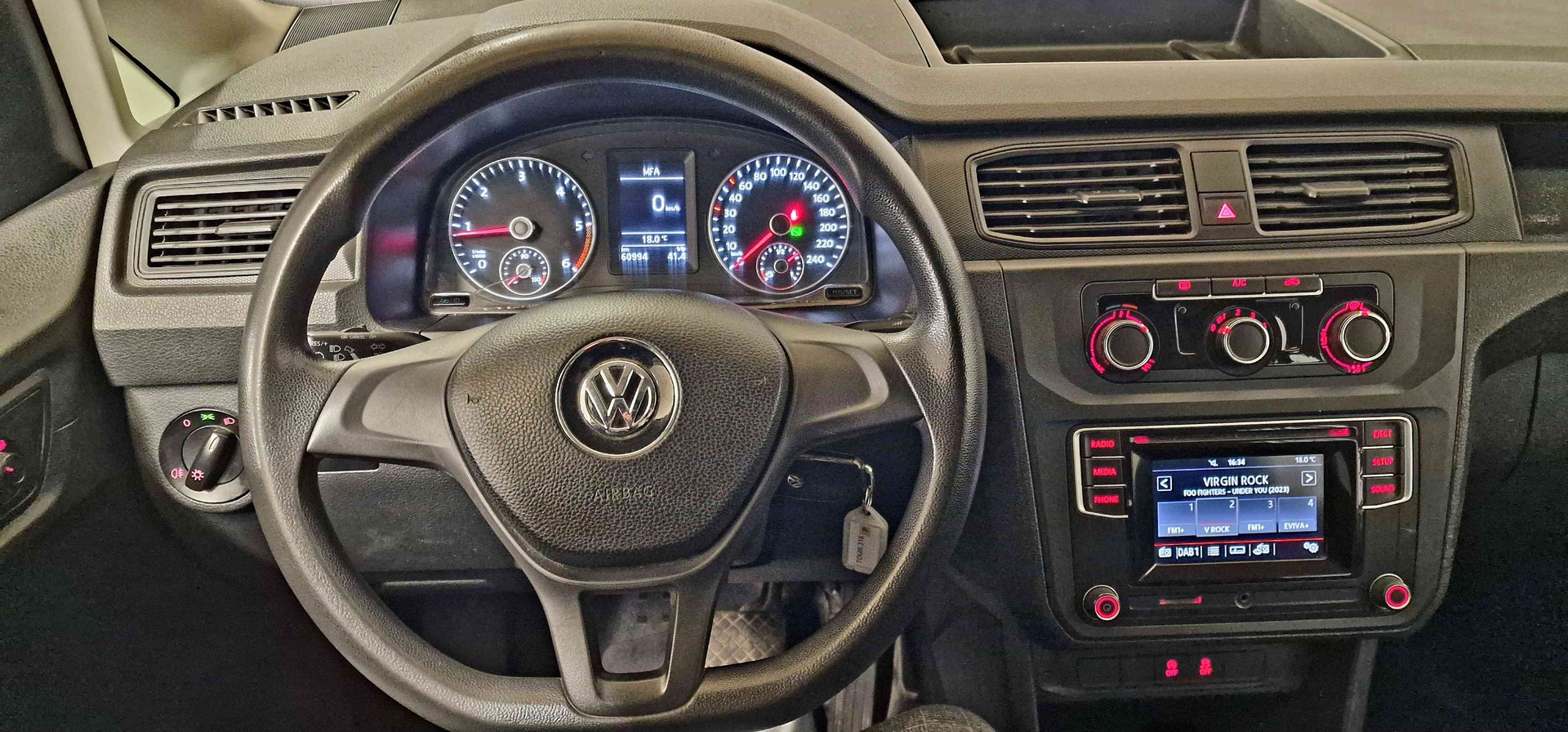VW Caddy Maxi 2.0TDI 4Mot. BlueMotion Technology DSG-image-4