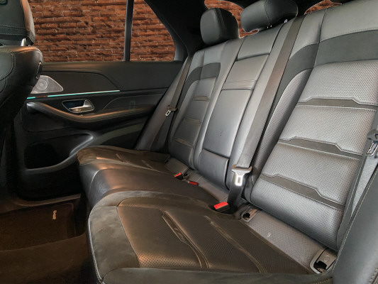MERCEDES-BENZ GLE 63 S AMG 4Matic+-image-13