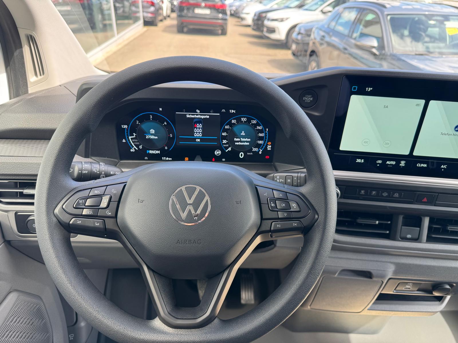 VW Transporter Kombi 2.0 TDI Automat-image-11