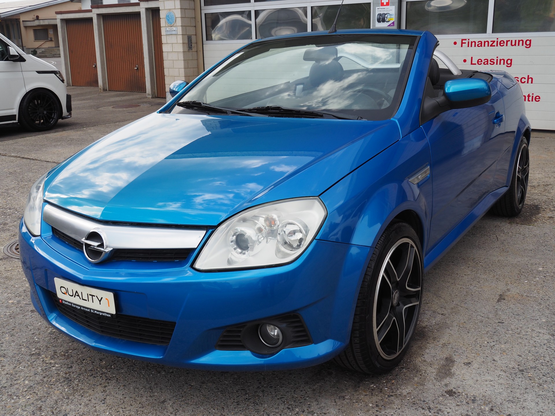 OPEL Tigra 1.8 Sport-image-2
