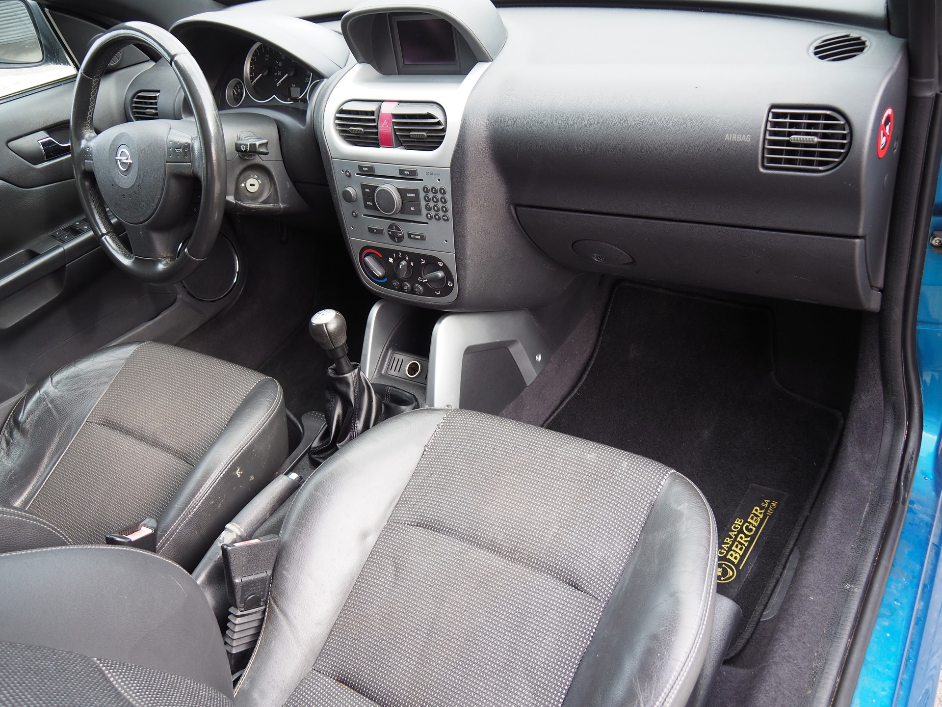 OPEL Tigra 1.8 Sport-image-13