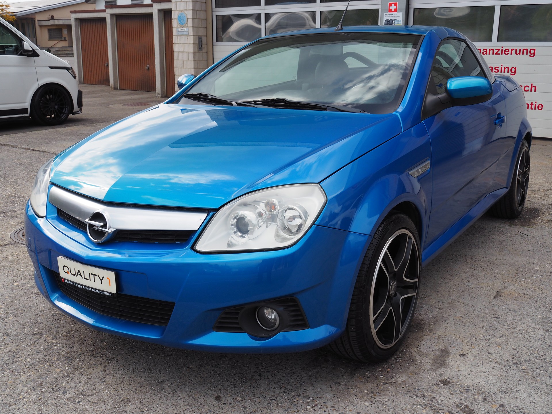 OPEL Tigra 1.8 Sport-image-2