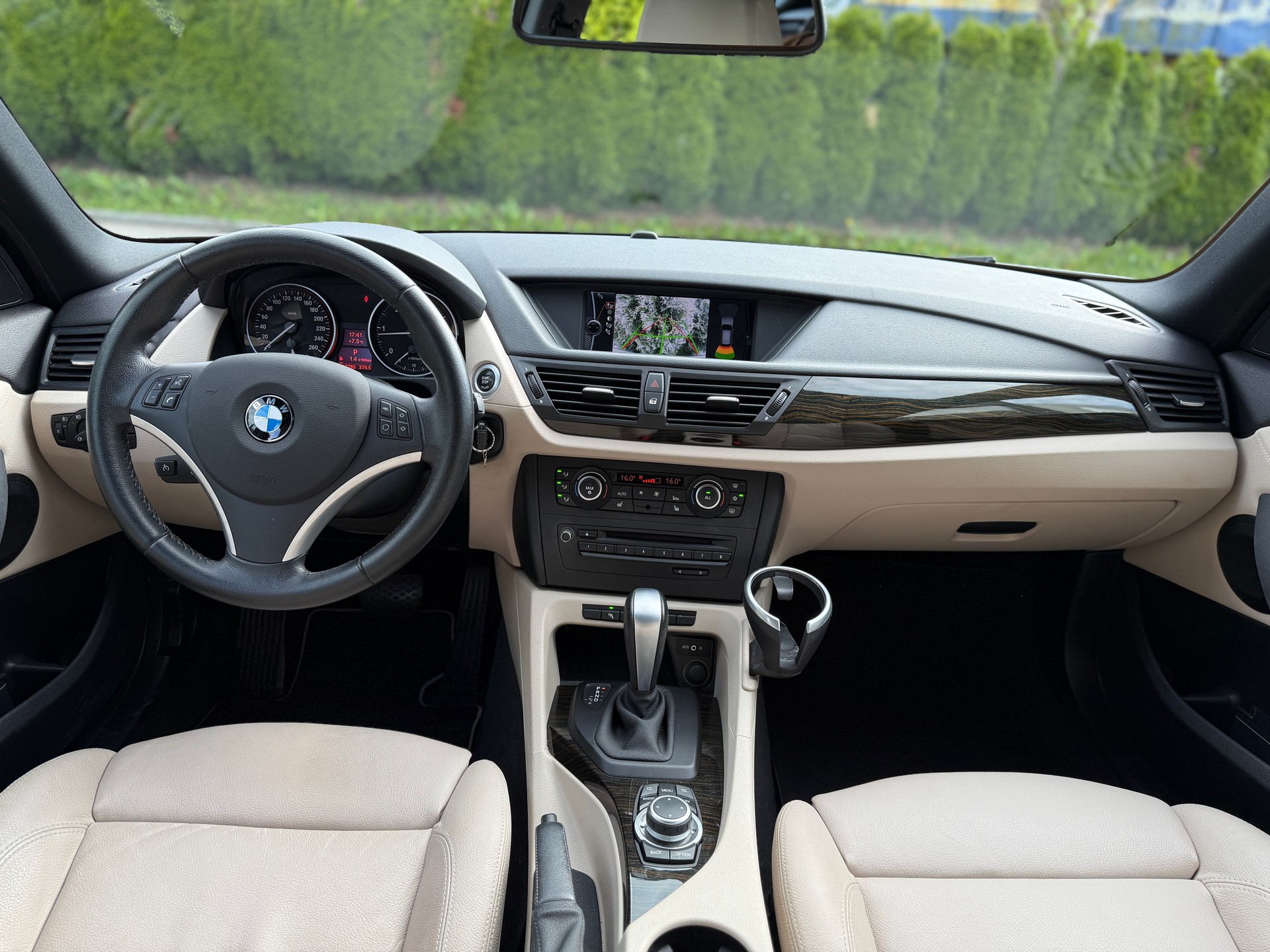 BMW X1 xDrive 18d Steptronic-image-7