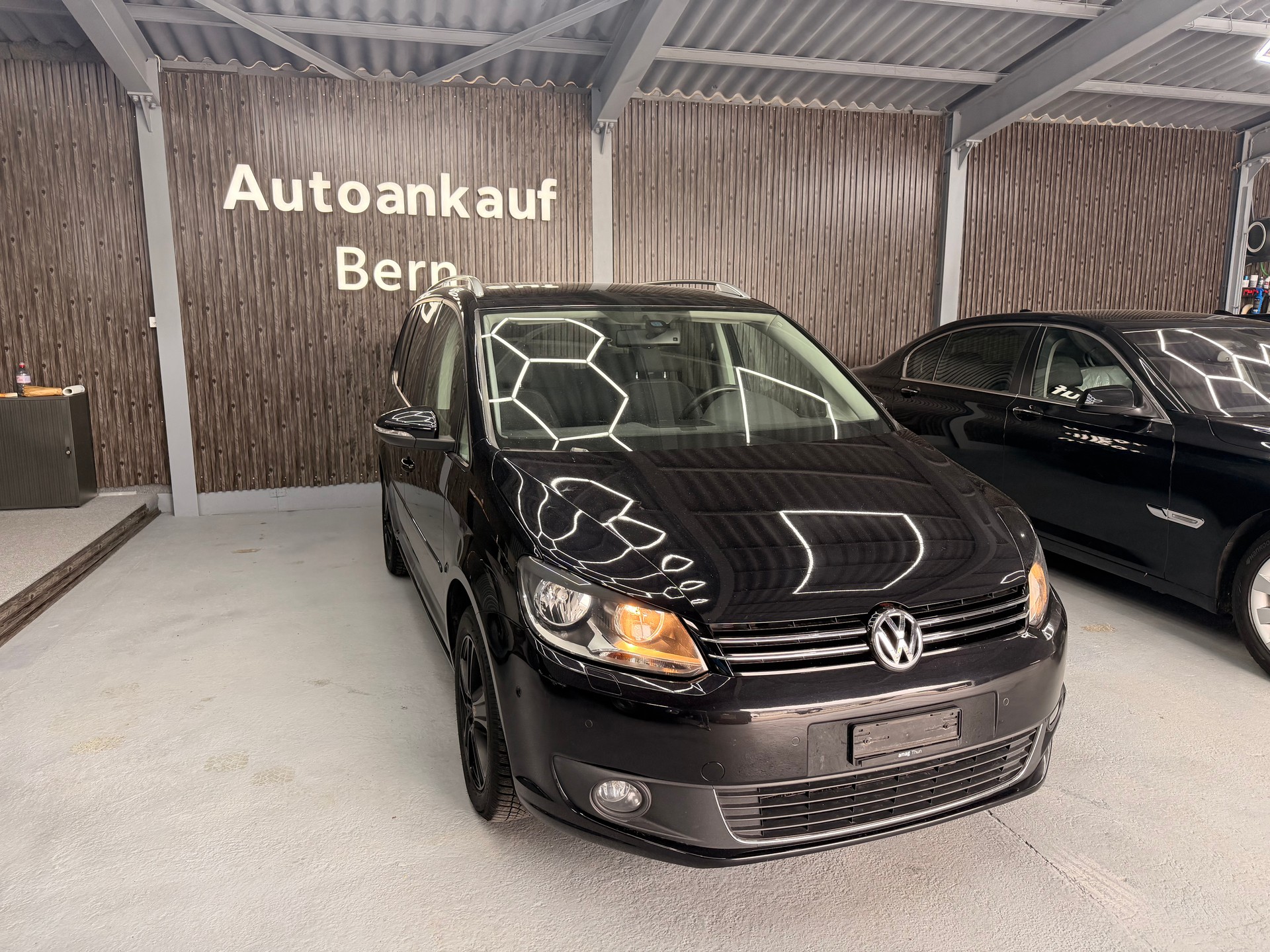 VW Touran 1.4 TSI Team DSG-image-1