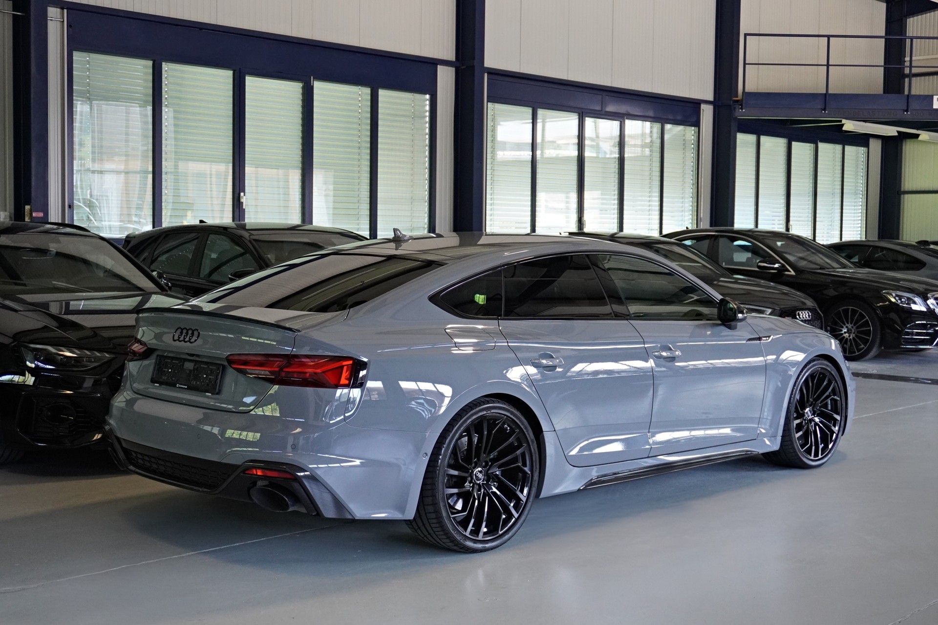 AUDI RS5 Sportback 2.9 TFSI quattro tiptronic // CARBON PAKET //-image-3