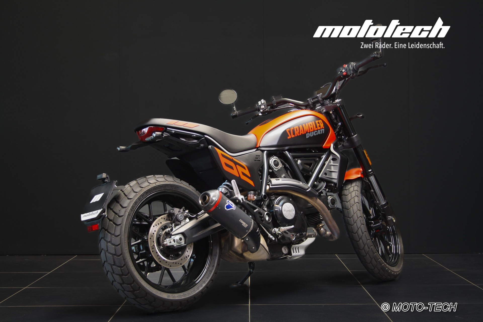 DUCATI Scrambler 803 Full Throttle-showroom-element-2