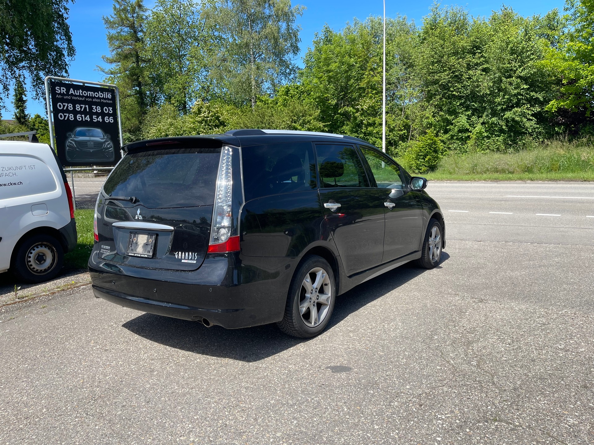 MITSUBISHI Grandis 2.0 16V DID Invite-image-4