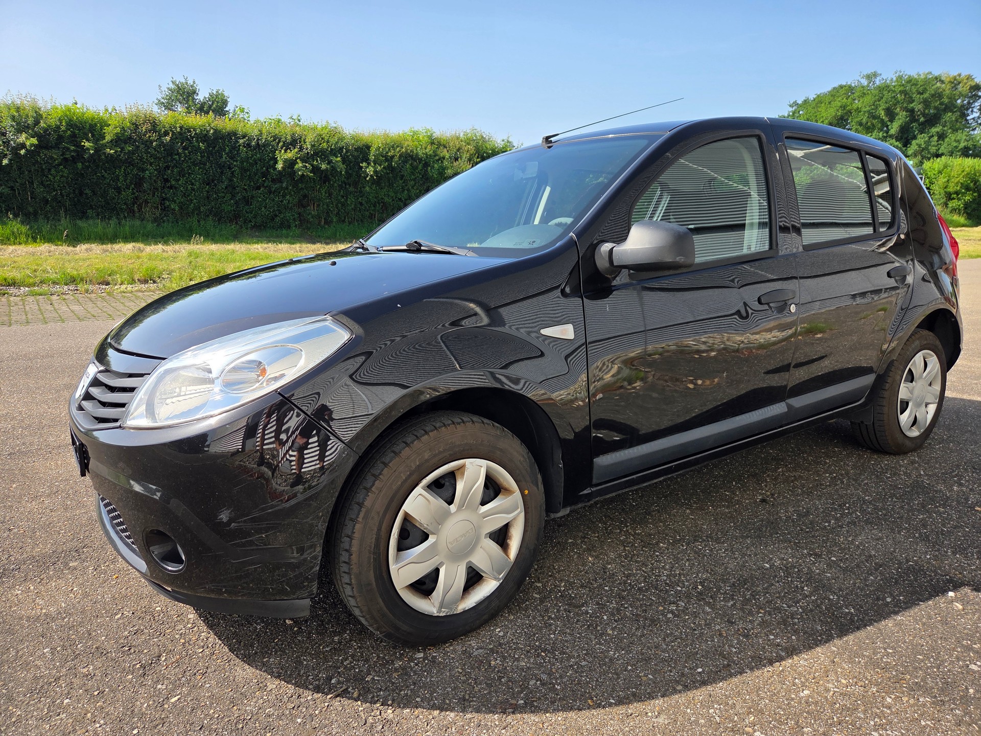 DACIA Sandero 1.2 Ambiance-image-0