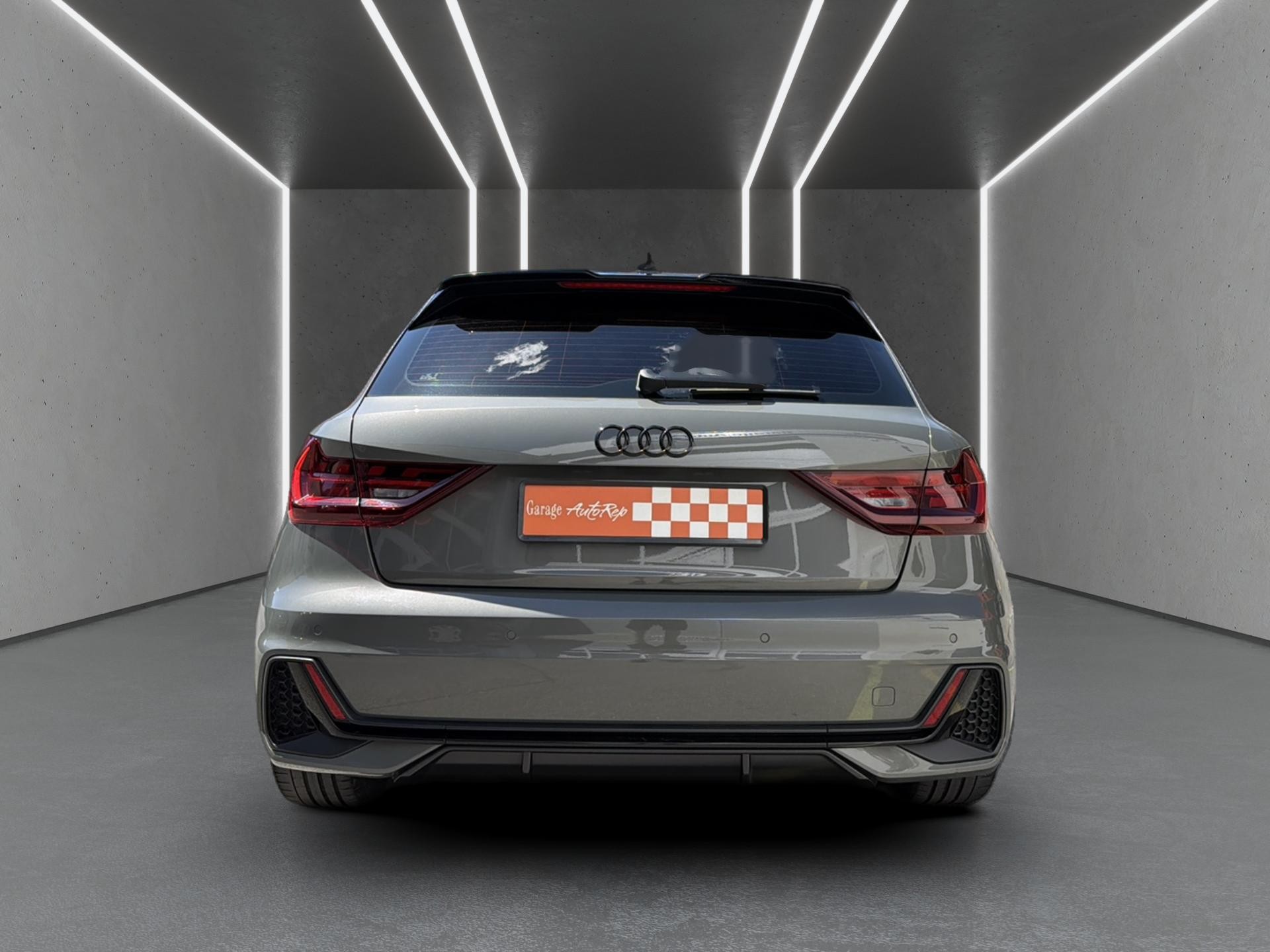 AUDI A1 Sportback 35 TFSI S Line S-tronic-image-5