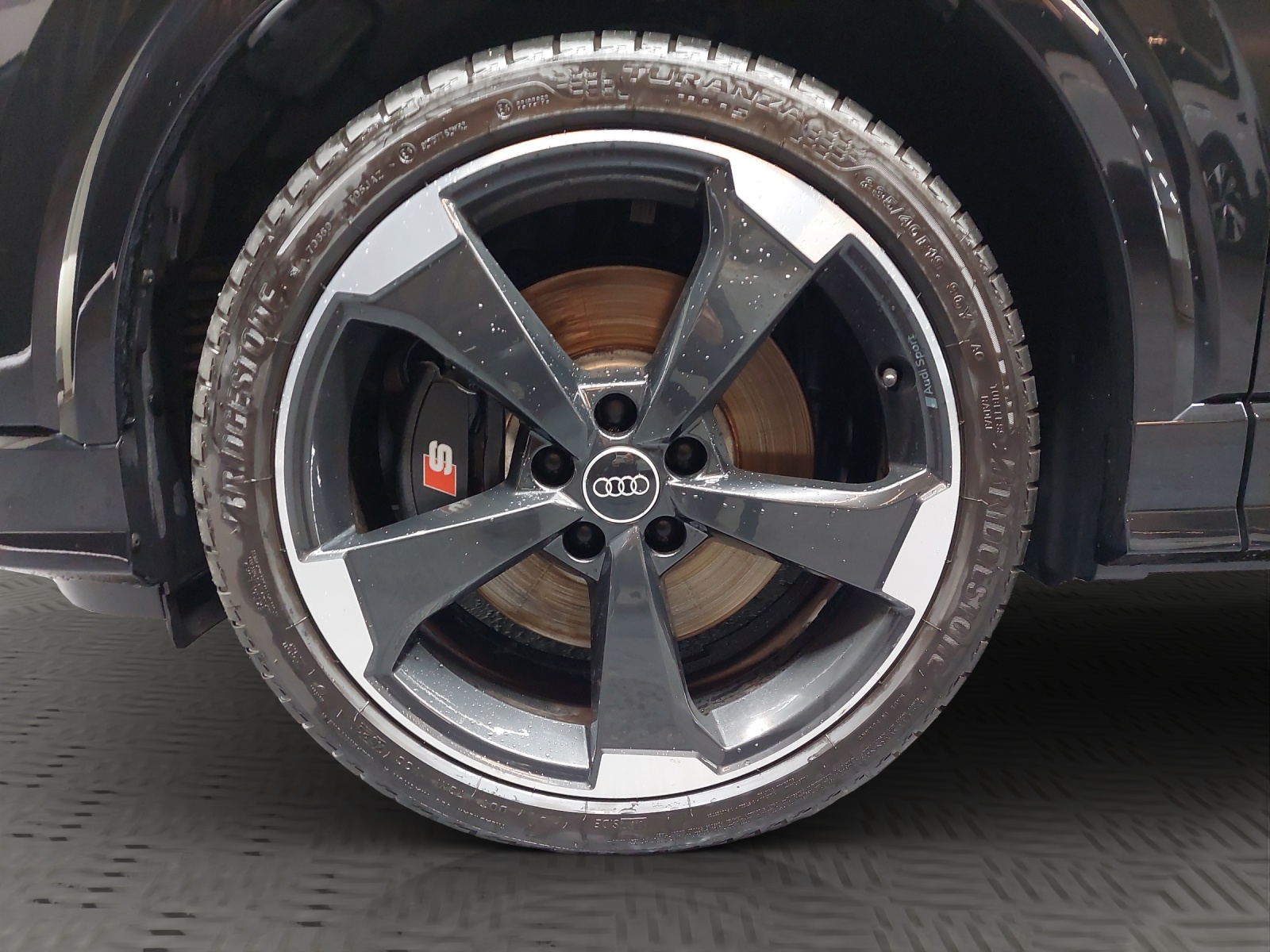 AUDI SQ2 TFSI quattro S-tronic-image-12