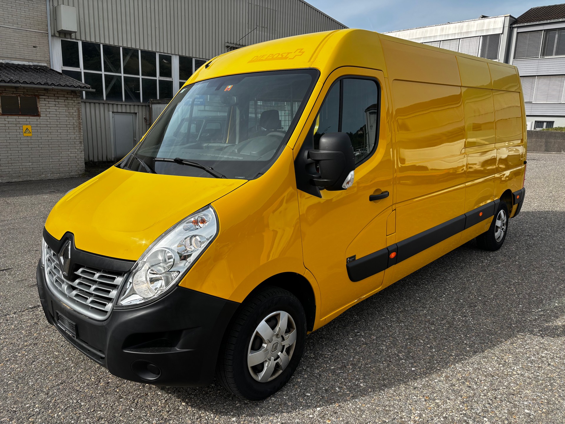 RENAULT Master T35 2.3dCi 130 L3H2-image-1
